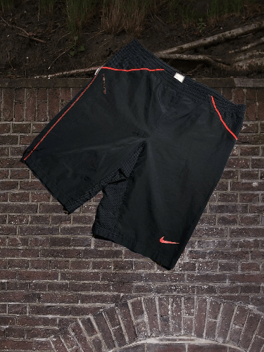 Nike × Vintage Vintage Nike shorts streetwear swoosh casual y2k Size US 30 / EU 46 - 1 Thumbnail