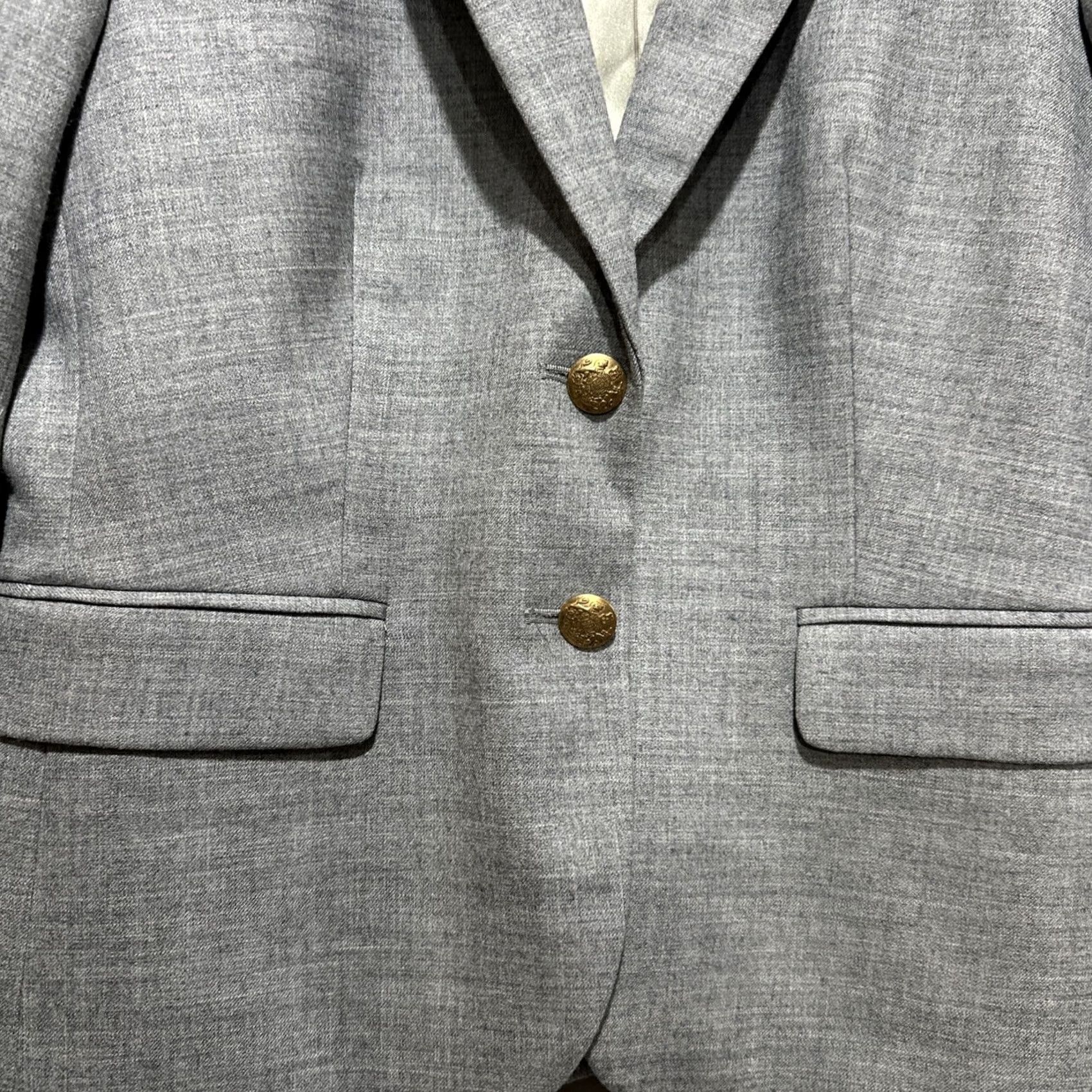 J.Crew J. Crew Blazer Women's Size 4 Notched Lapel Gold Button Pockets Gray Wool Blend Business Casual Blazer Womens 4 Size S / US 4 / IT 40 - 4 Thumbnail