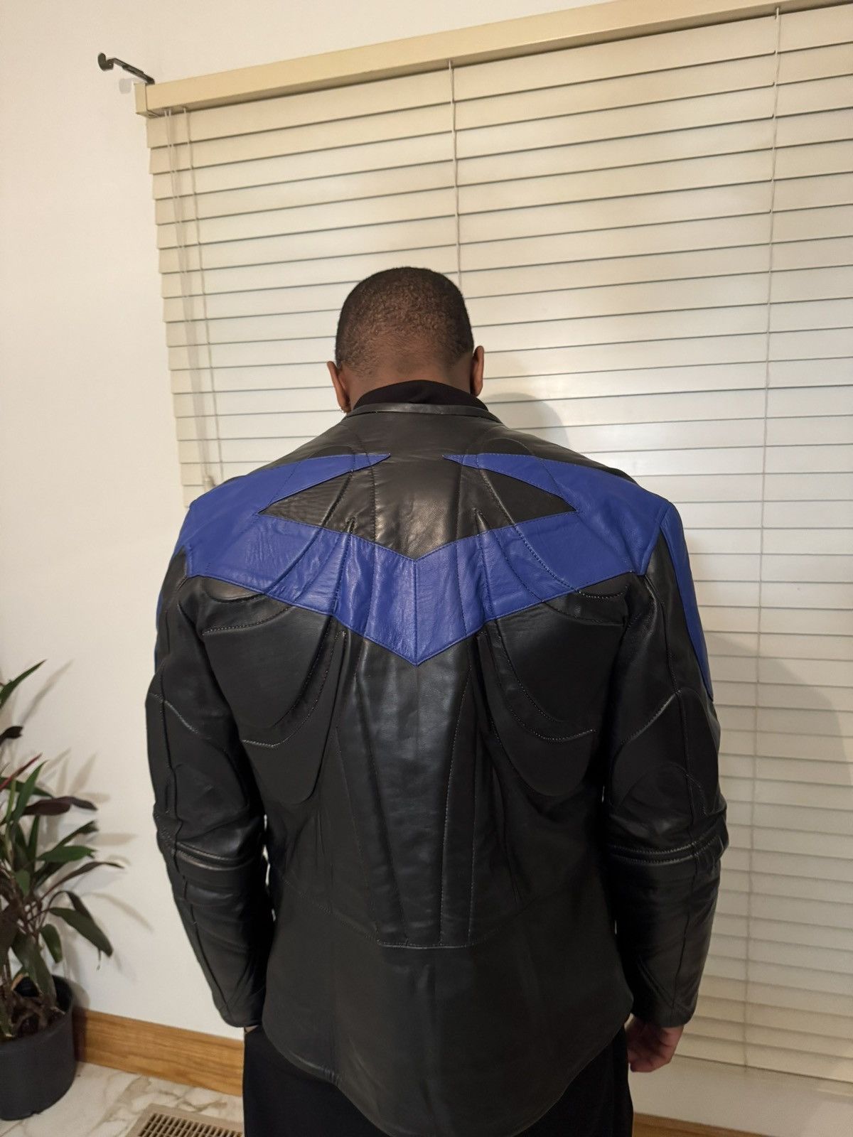 Genuine Leather Vintage Night-wing Batman Black Leather Motorcycle Jacket Size US L / EU 52-54 / 3 - 9 Thumbnail