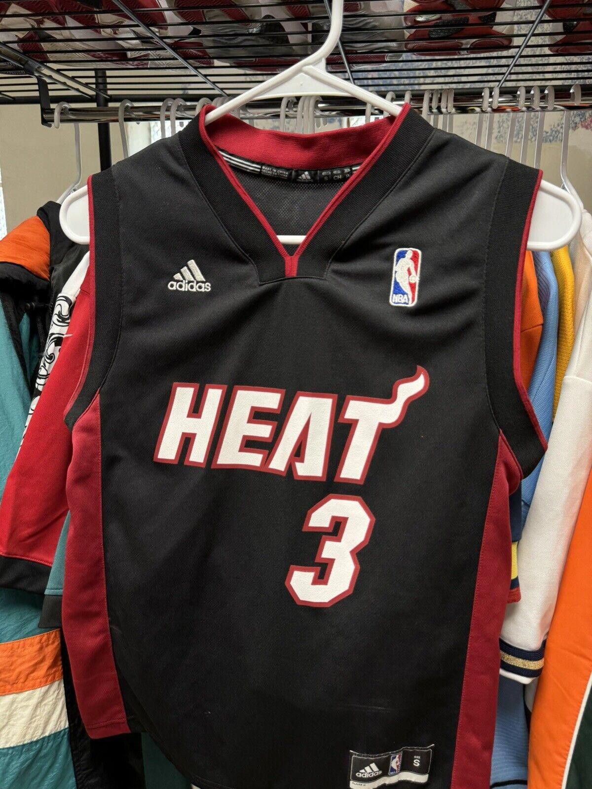 Adidas Vintage NBA Miami Heat Dwayne Wade Jersey Size US S / EU 44-46 / 1 - 3 Thumbnail