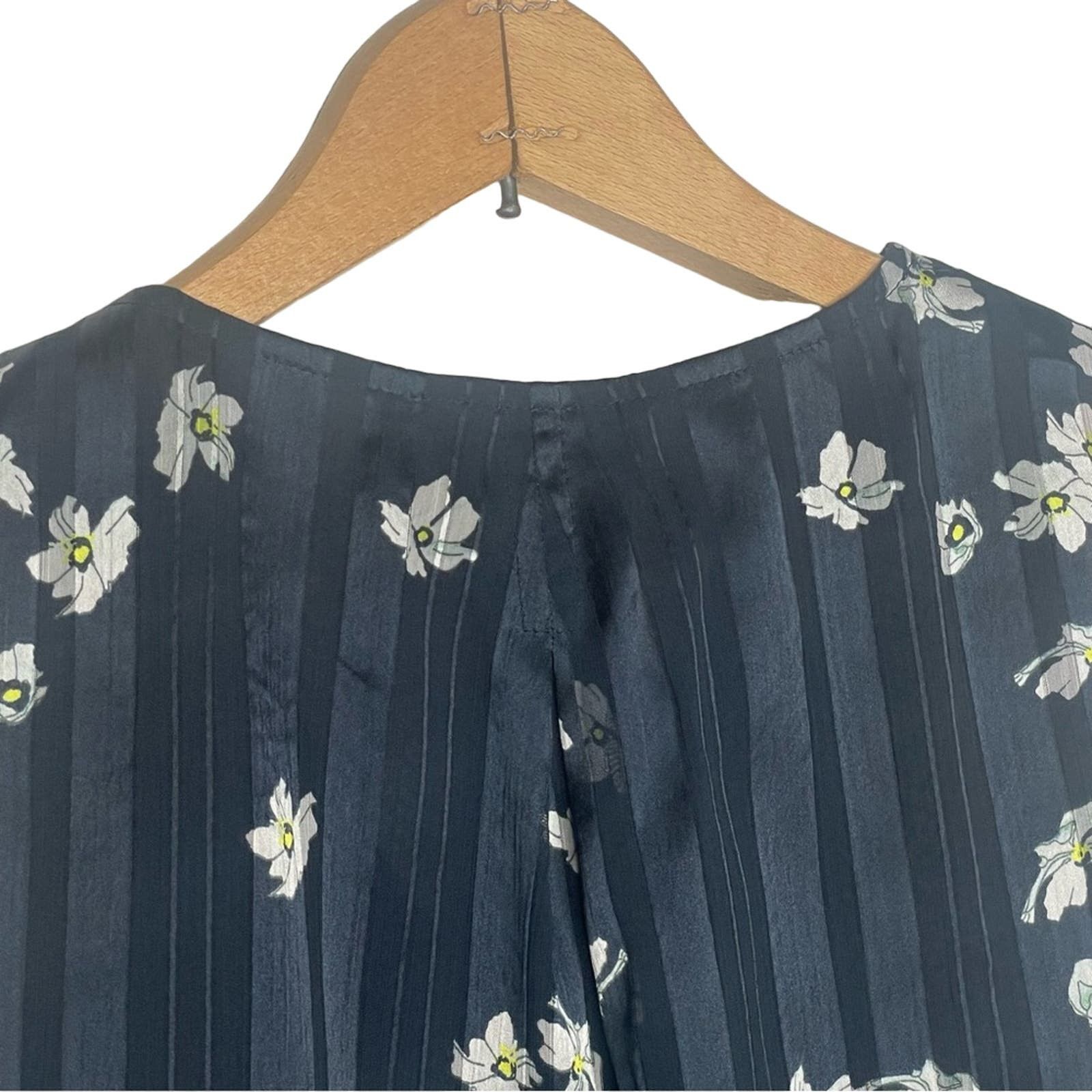 Banana Republic Banana Republic Blouse Size XS / US 0-2 / IT 36-38 - 7 Thumbnail