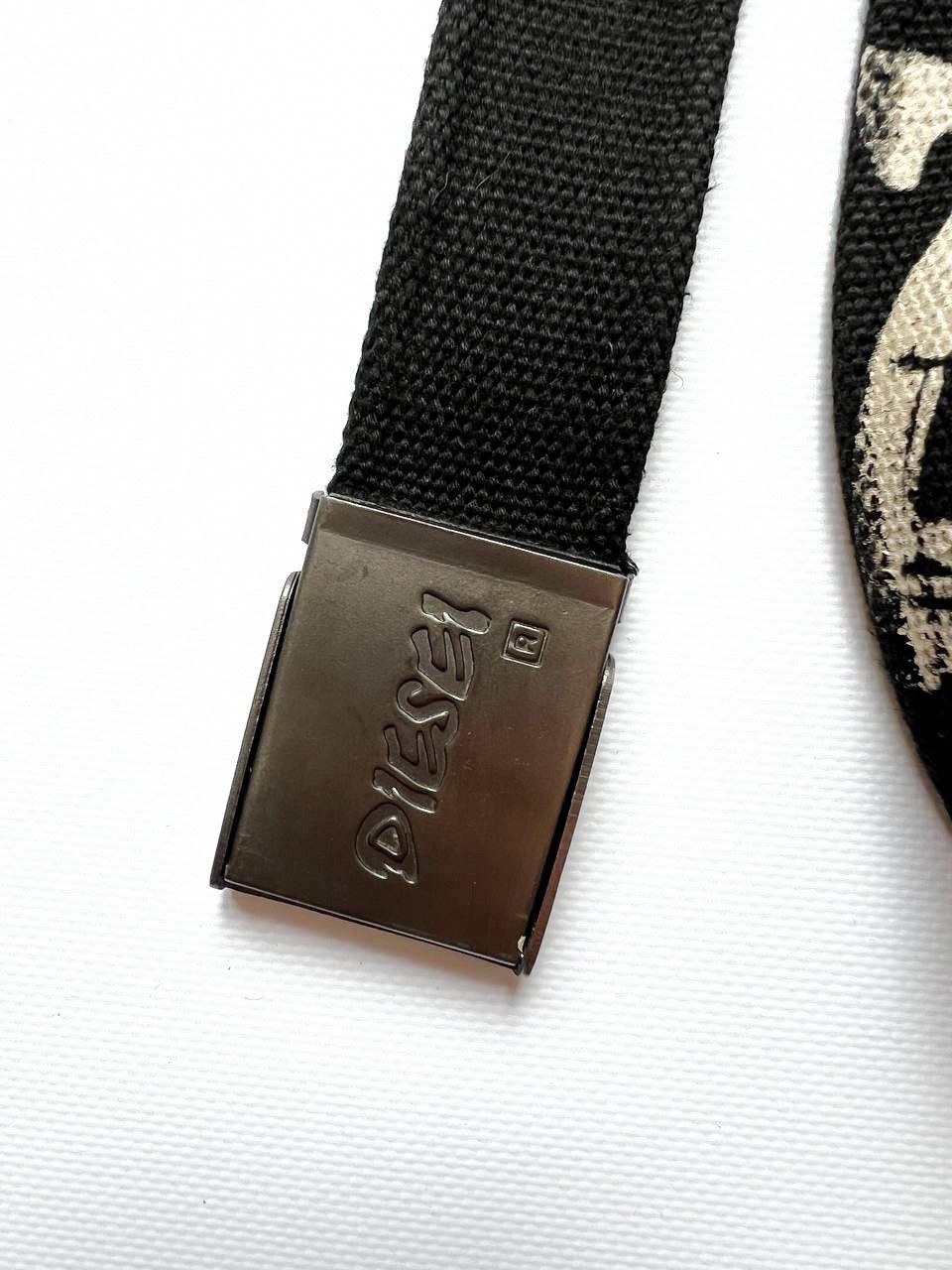 Diesel × Japanese Brand Crazy vintage Diesel monogram graffiti print logo rap belt Size ONE SIZE - 7 Thumbnail