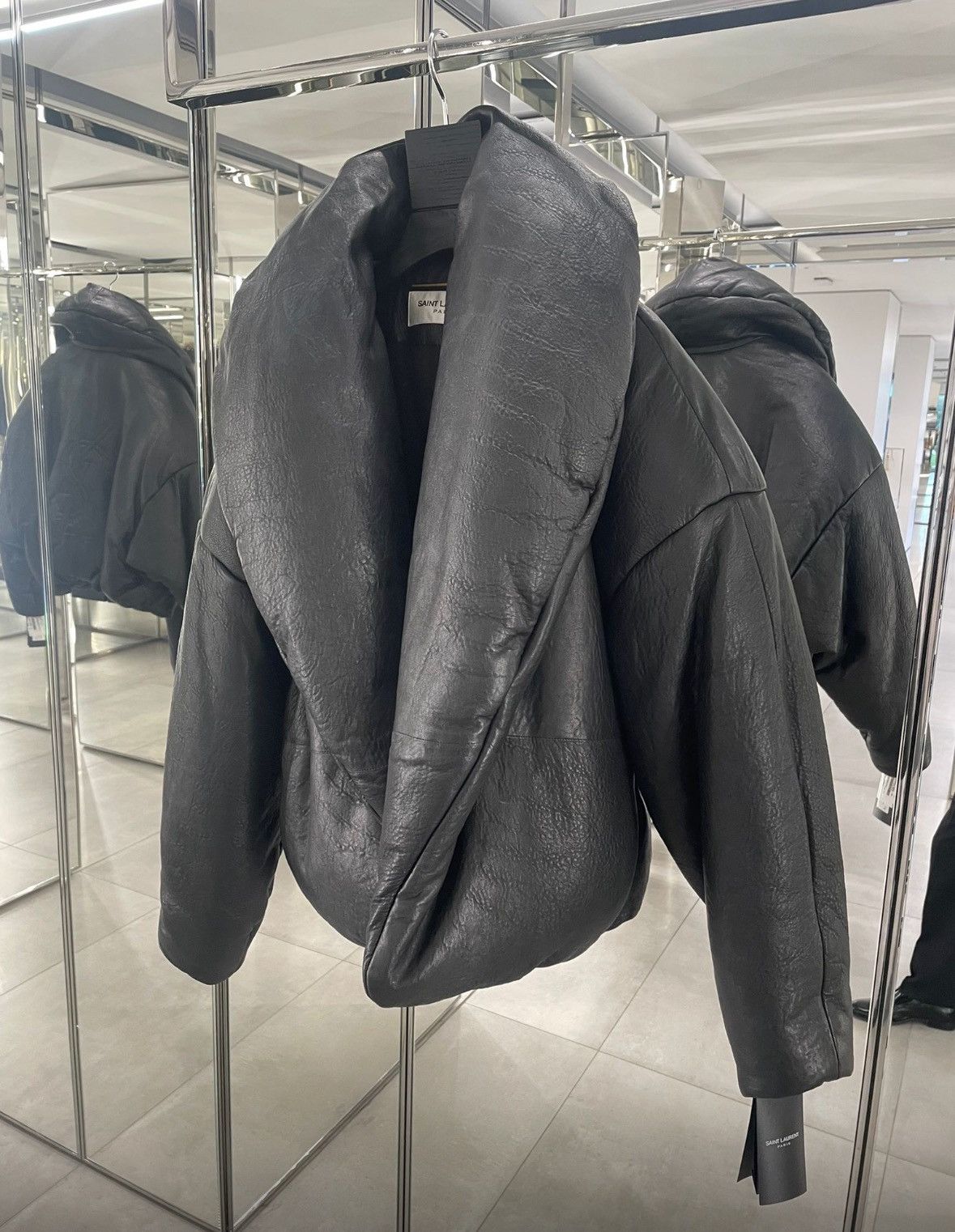 Saint Laurent Paris o1bcso1str0126 Cassandre Puffer Jacket in Black Size M / US 6-8 / IT 42-44 - 5 Thumbnail