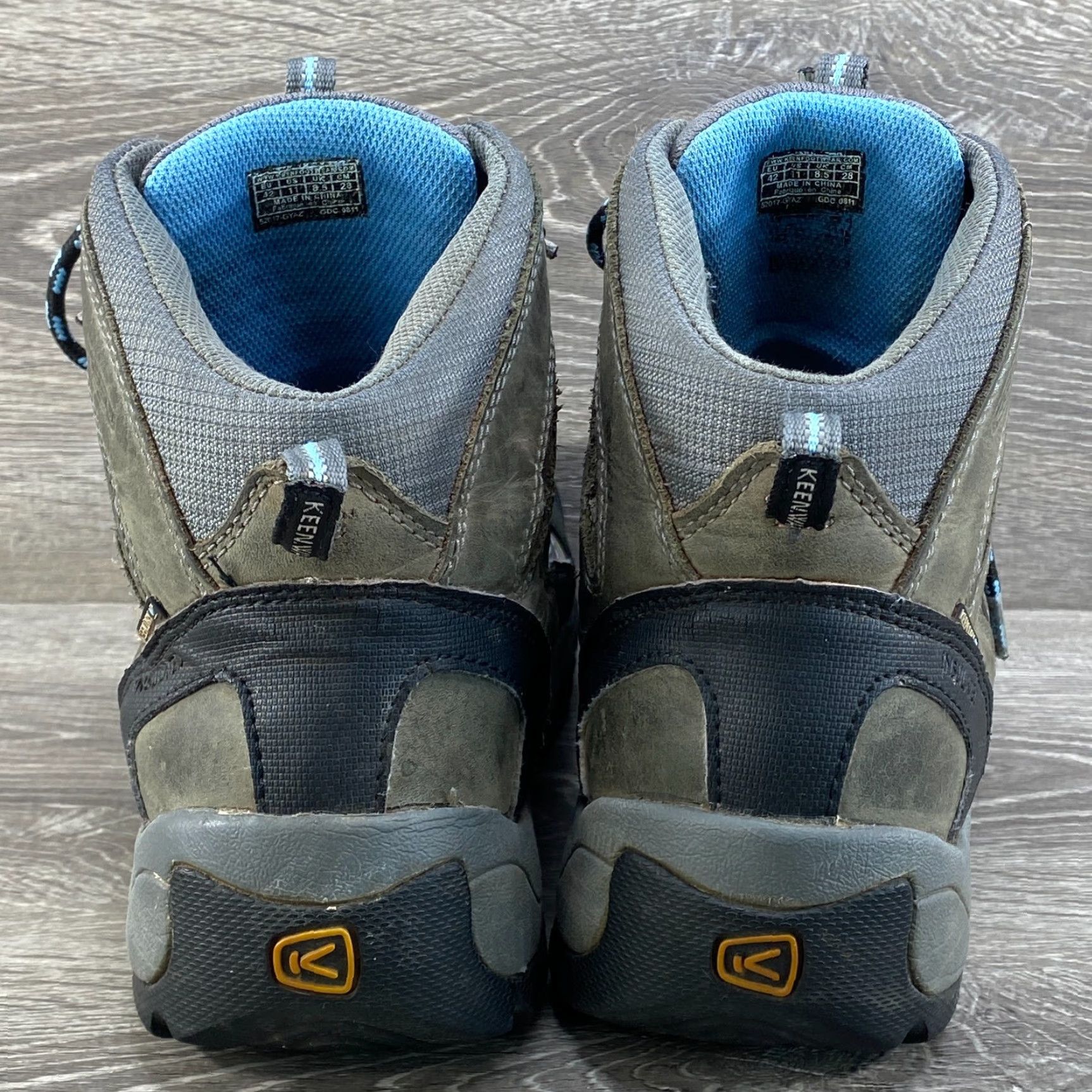 KEEN KEEN Revel Gray Leather Insulated - Dry Warm Womens 11 Hiking Boots - 200 G - Lace Up Mid - Outdoor - Waterproof - Womens - Gray - DK8.5 (UK) Size US 9 / IT 39 - 6 Thumbnail