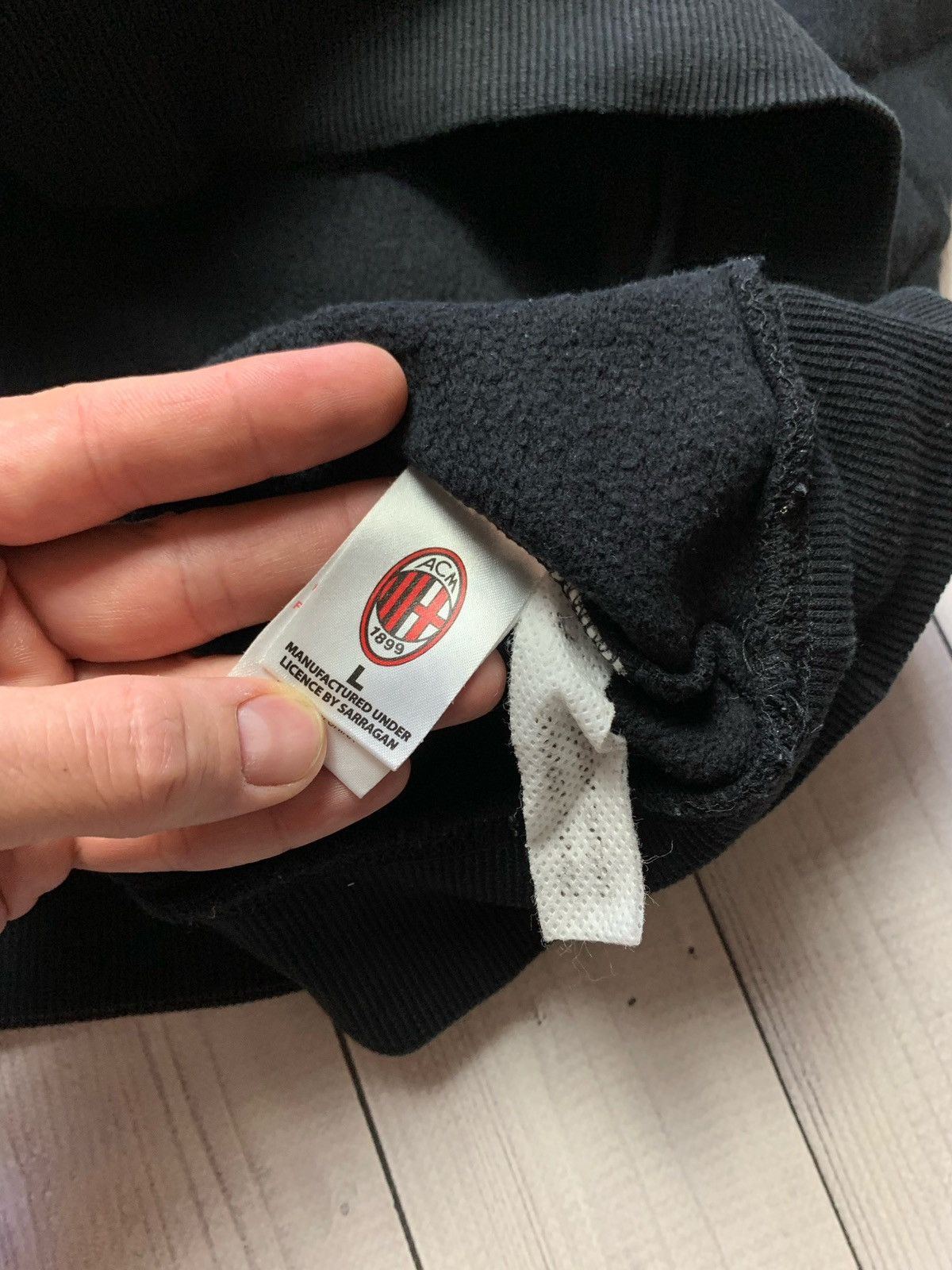 Vintage AC Milan vintage hoodie big logo Size L Size US L / EU 52-54 / 3 - 7 Thumbnail