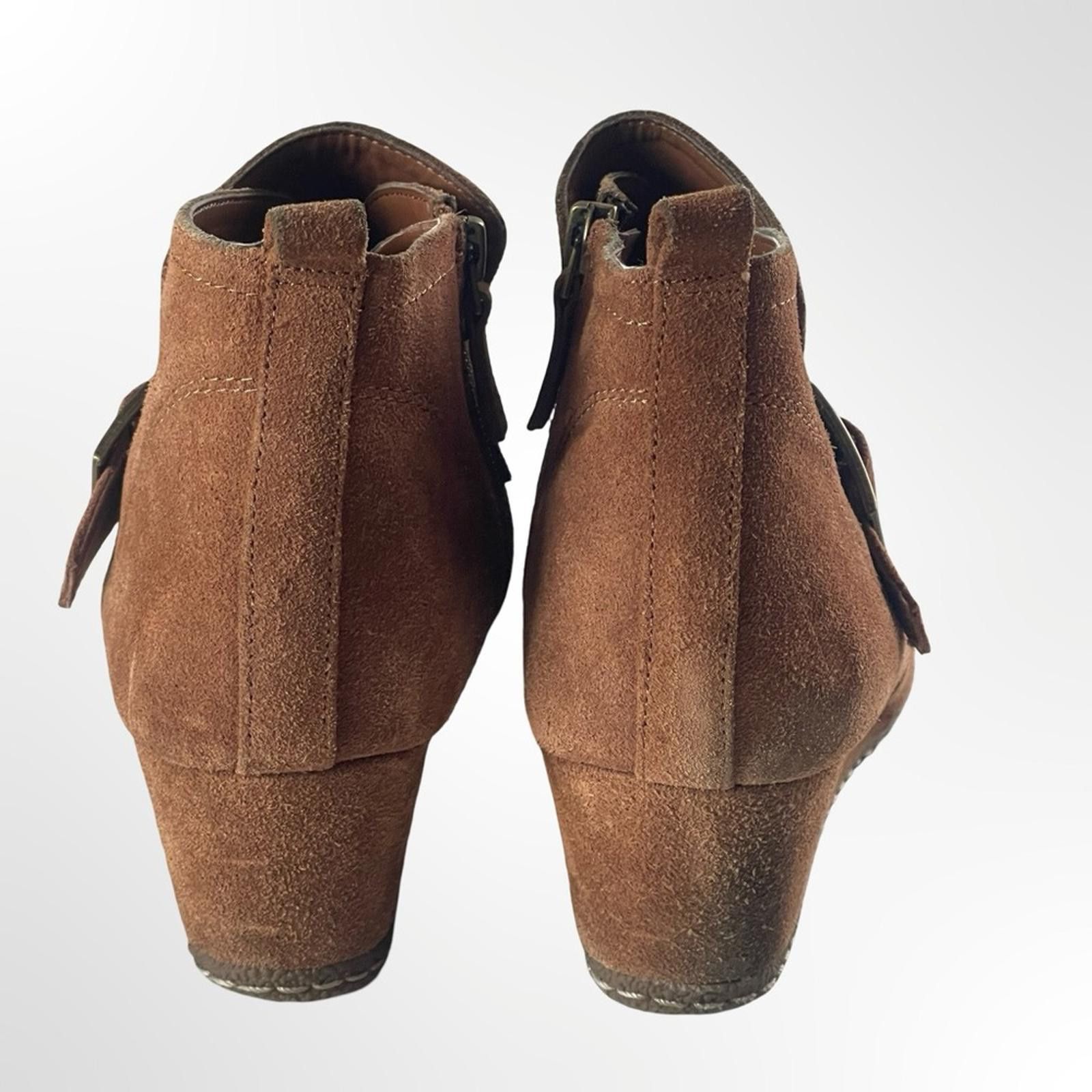 Other Franco Sarto Brown Suede Ankle Boots in size 9.5 Size US 9.5 / IT 39.5 - 4 Thumbnail
