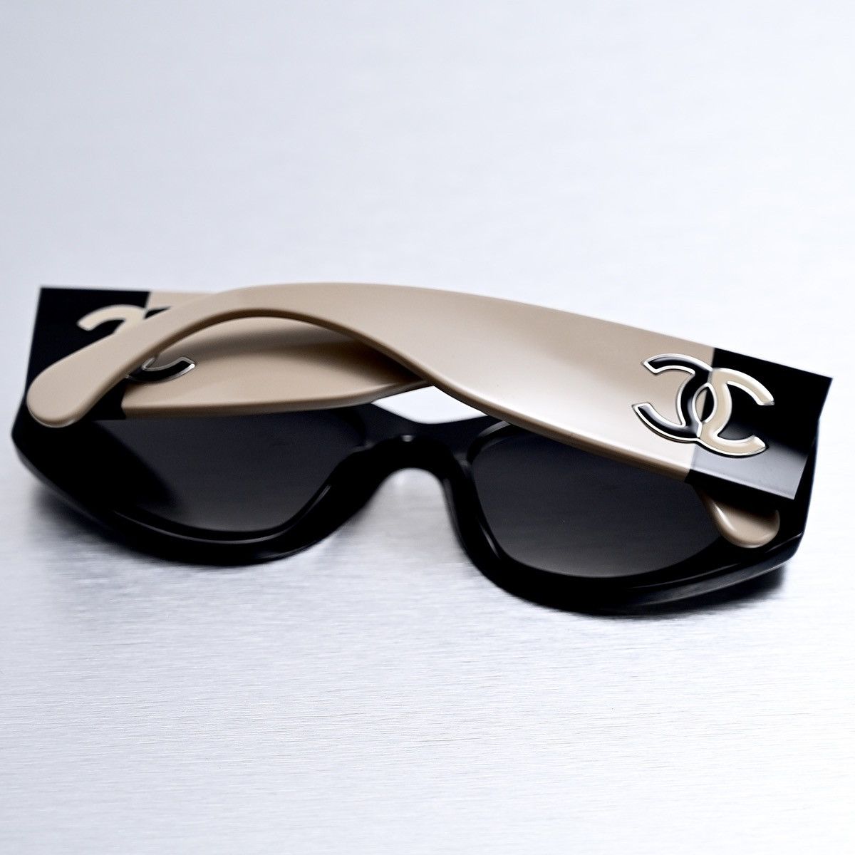Chanel CHANEL 0CH5524 SUNGLASSES Size ONE SIZE - 9 Thumbnail