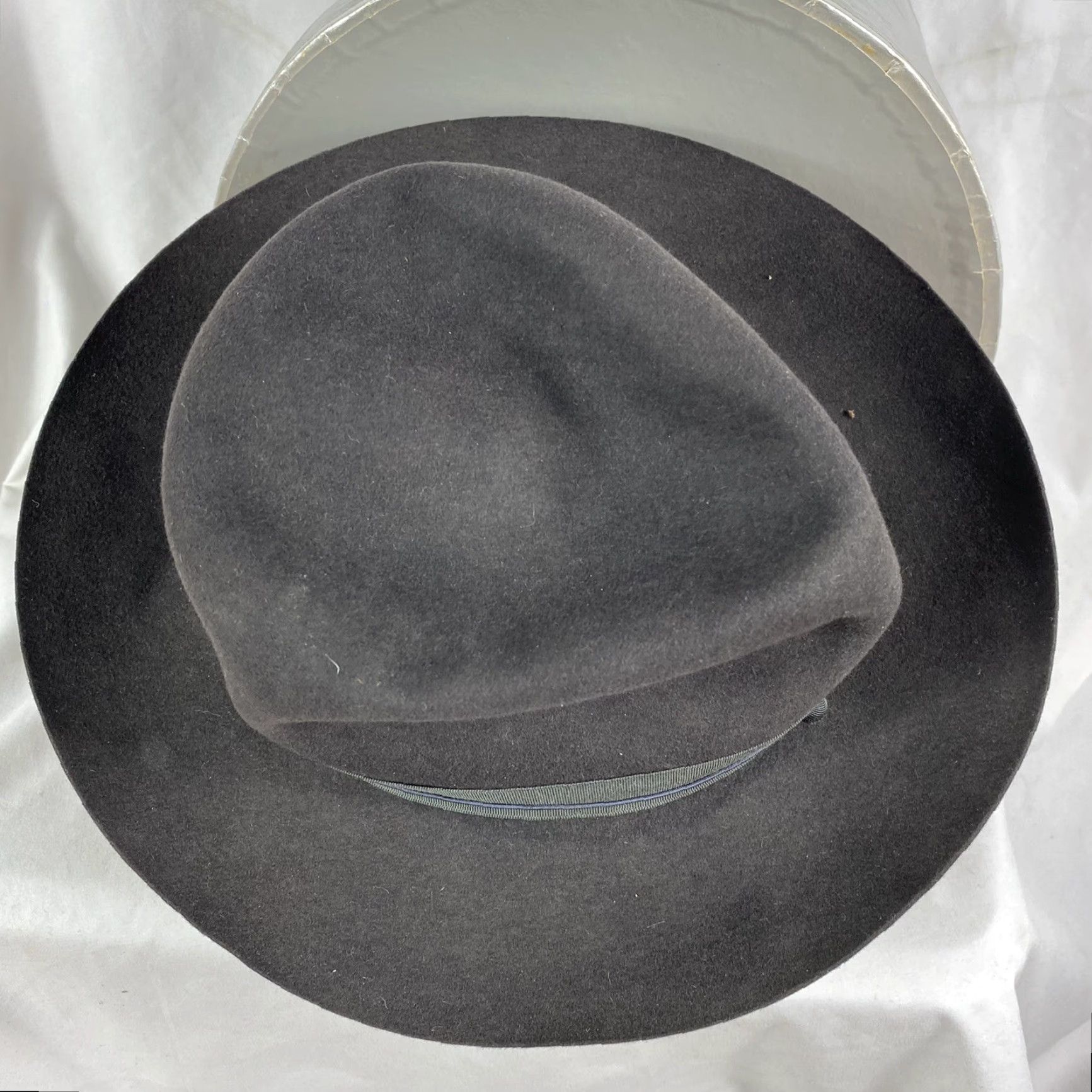 Vintage VINTAGE Nieman Marcus Rabbit Fur Fedora Hat w/ Box Size 7 Size ONE SIZE - 5 Thumbnail