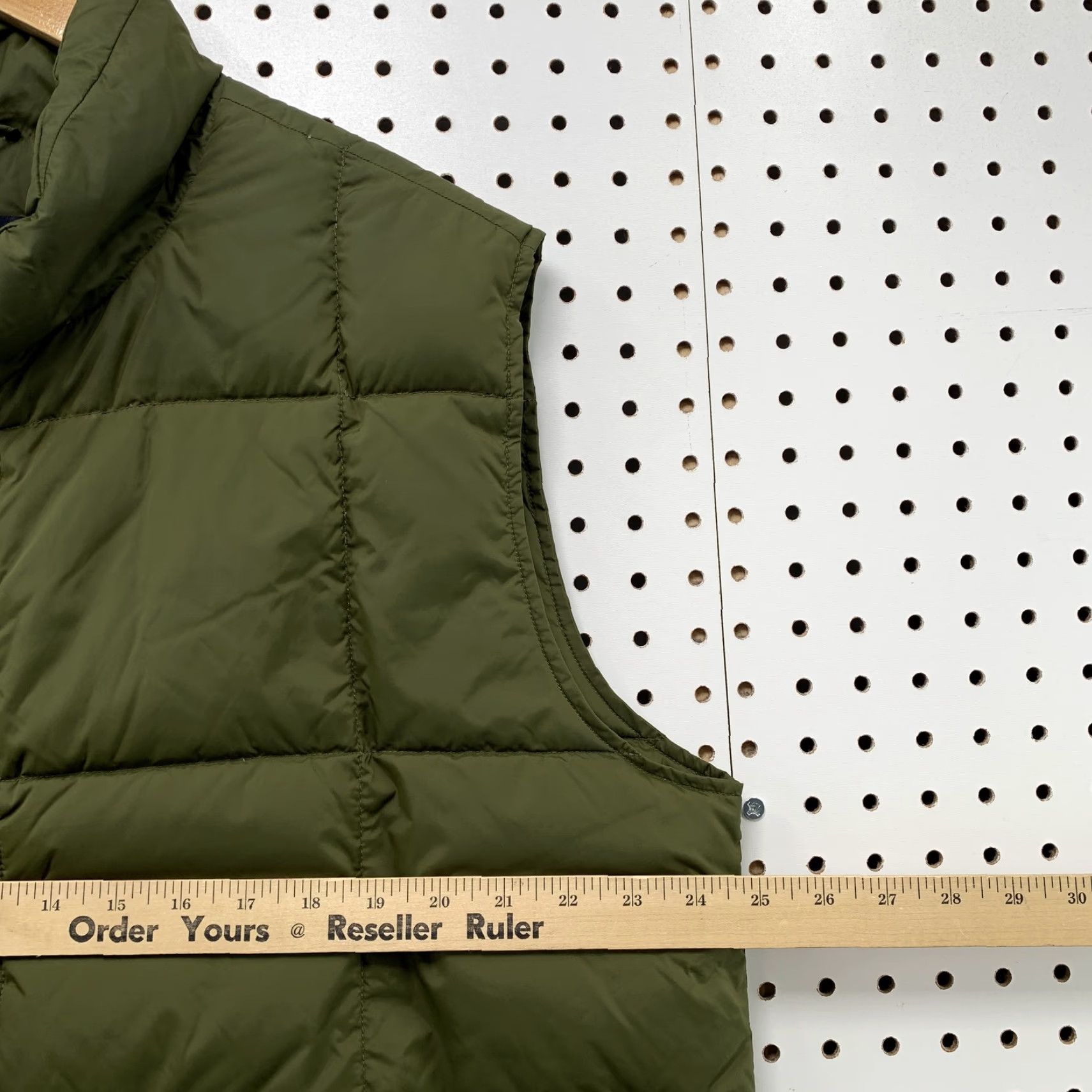 Lands' End Lands' End Puffer Vest Women's Medium Solid Nylon Down Insulated 2020s Size US L / EU 52-54 / 3 - 3 Thumbnail