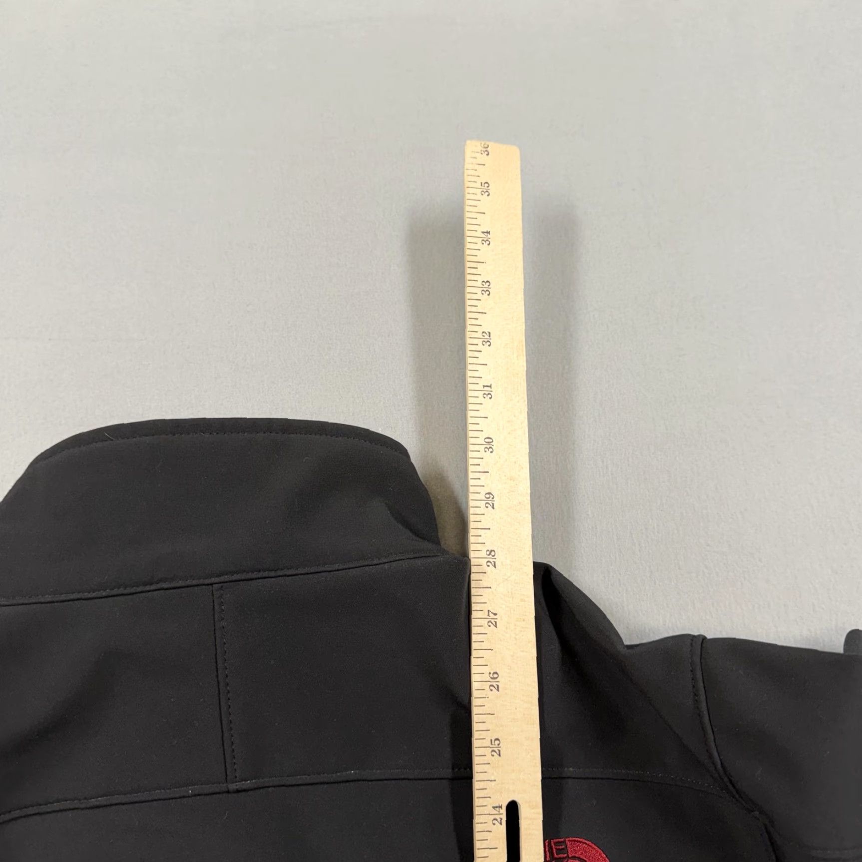 The North Face The North Face Jacket Mens Large Black Full Zip Soft Shell Lined Pockets Wind-Resistant Outdoor Size US L / EU 52-54 / 3 - 7 Thumbnail