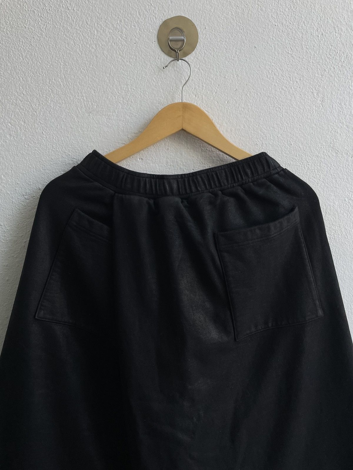 Julius JULIUS 7 "FW2021 SAMPLE" Waxed Baggy Wide Pants Size US 30 / EU 46 - 6 Thumbnail