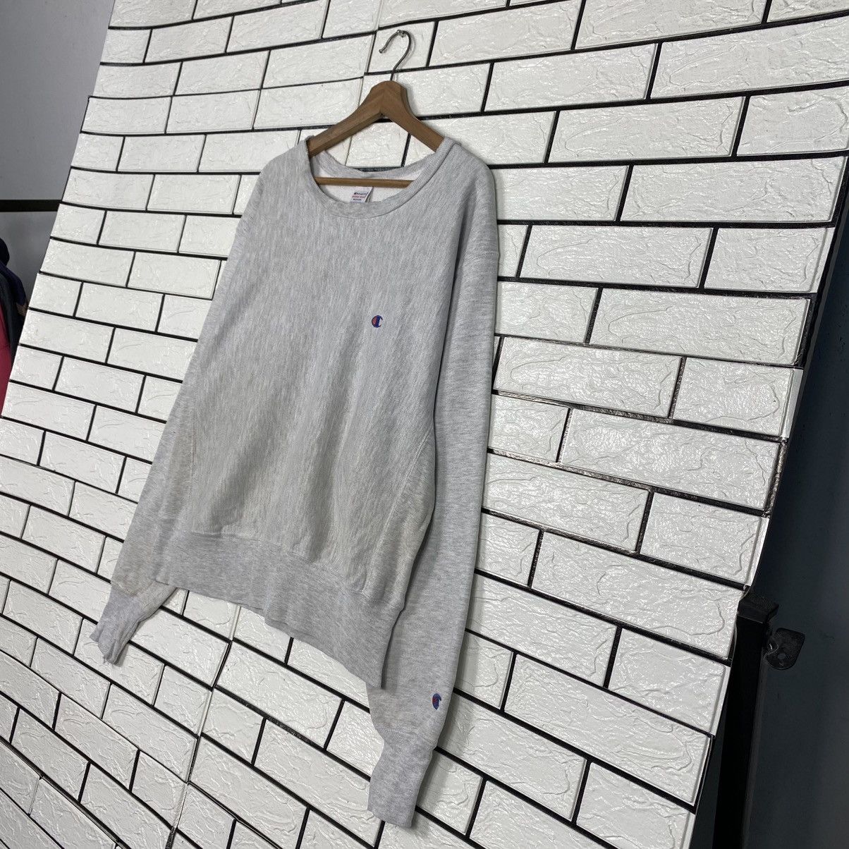 Champion Vintage Sweatshirt Champion Reverse Weave Distressed Trashe Size US M / EU 48-50 / 2 - 3 Thumbnail
