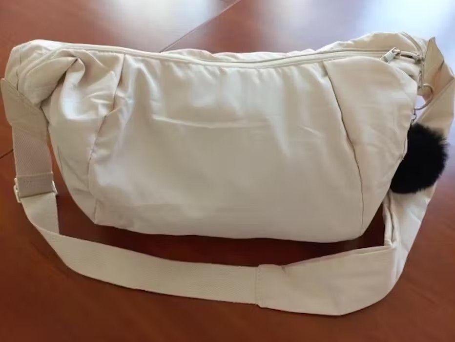 Japanese Brand Casual Nylon Crossbody Dumpling Bag Size ONE SIZE - 8 Thumbnail
