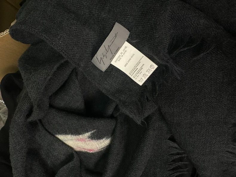 Yohji Yamamoto Yohji Yamamoto 02 Youyou Chan Dyeing Wings Scarf 2505-Nexta Size ONE SIZE - 6 Thumbnail