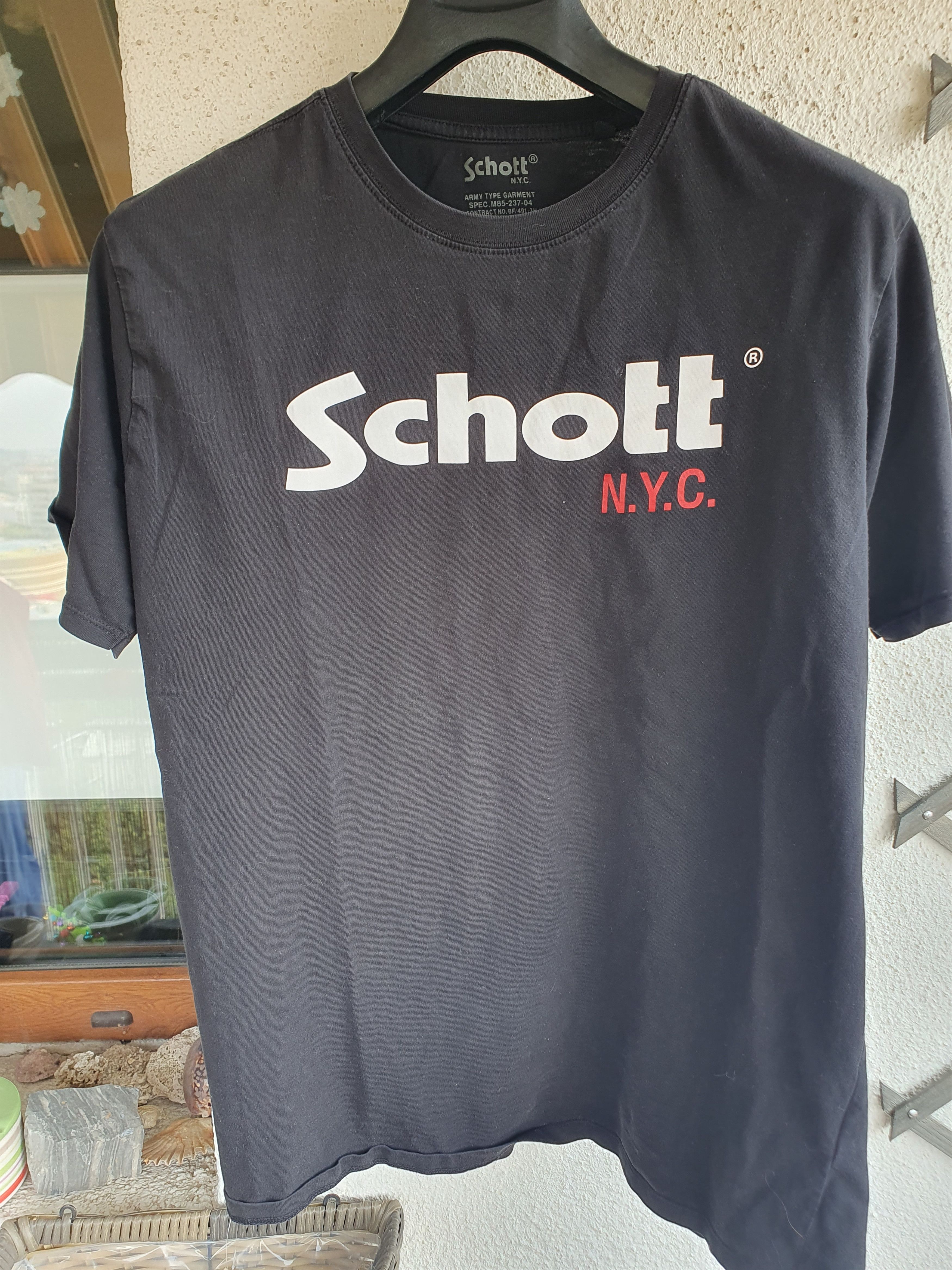 Schott × Swagger Schott N.Y.C Big SpellOut T-Shirt sz XL? Size US XL / EU 56 / 4 - 1 Thumbnail