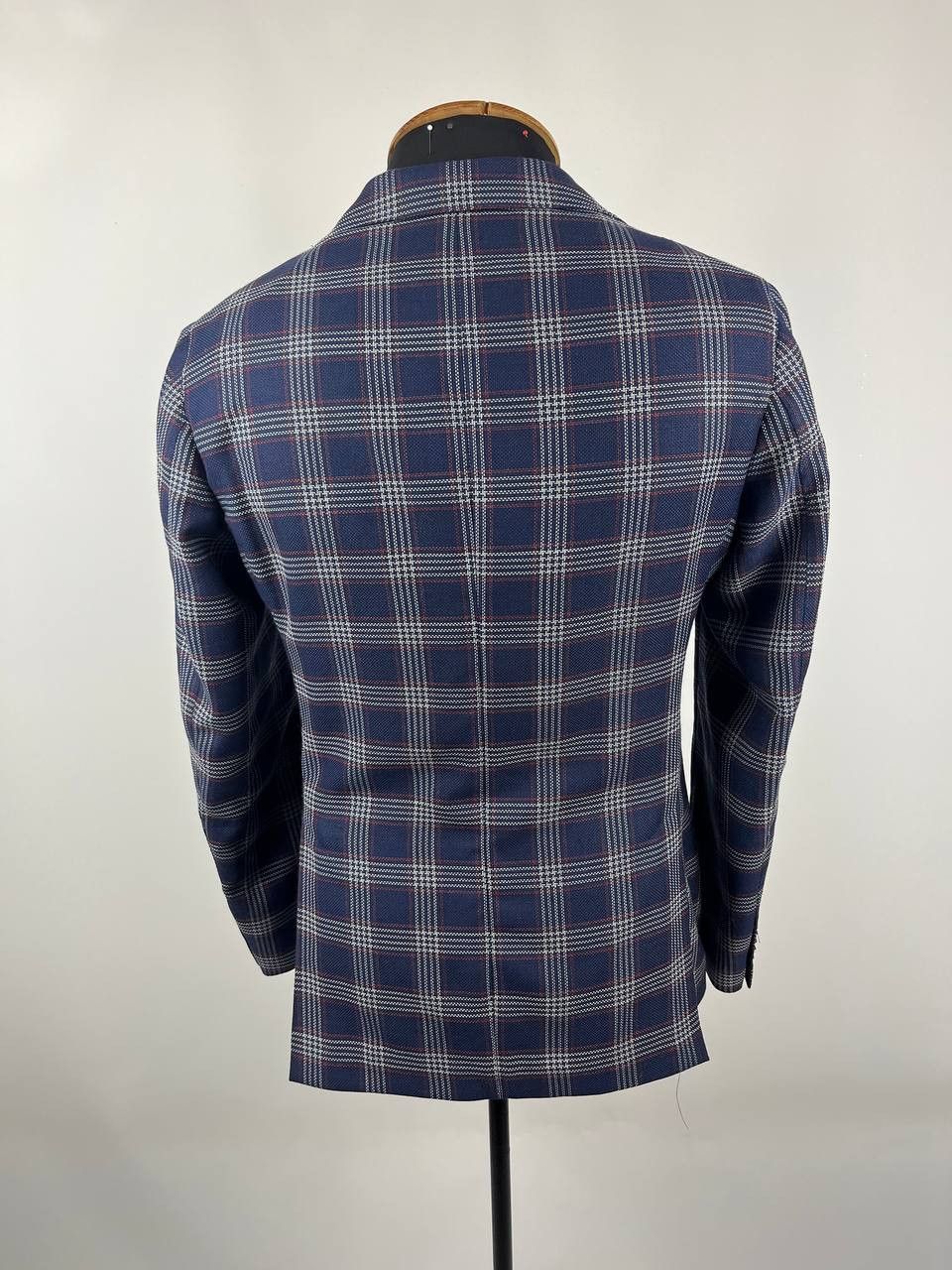 L.B.M. 1911 L.B.M. 1911 Tailored Limited Edition Blue Plaid Blazer Size 42S - 3 Thumbnail