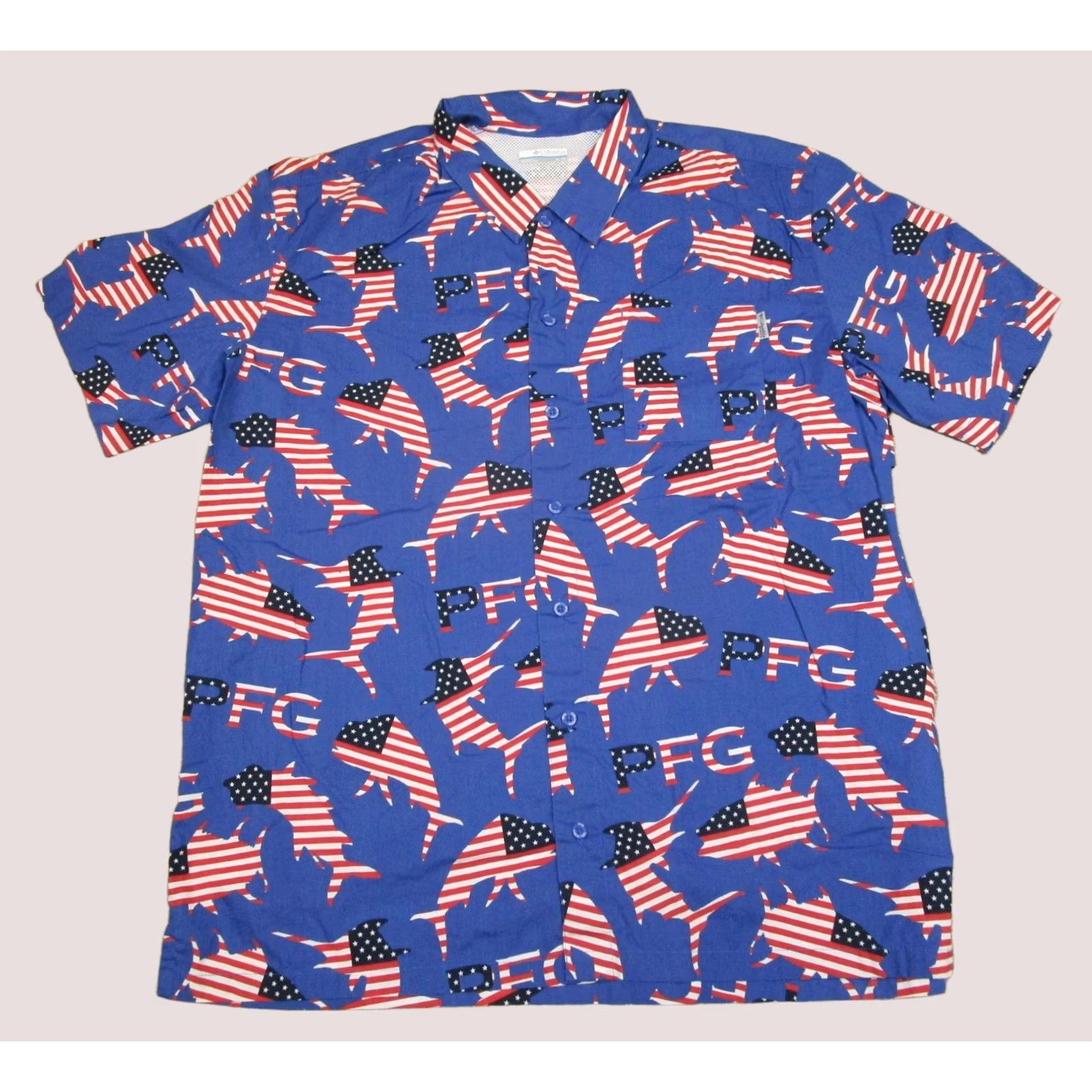 Vintage Columbia Shirt Men XL Blue Geometric Short Sleeve USA Flag Patriotic Fish Vented Size US XL / EU 56 / 4 - 1 Thumbnail