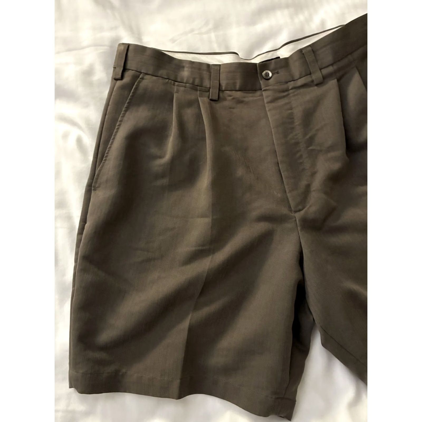 Gustin Austin Men's Front Pleated Khaki Shorts Inseam 8” Sz 38 Size US 38 / EU 54 - 3 Thumbnail