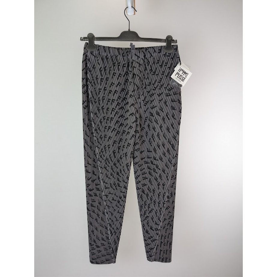 Issey Miyake o1rshd1 Joggers & Sweatpants in Dark Grey Size US 32 / EU 48 - 1 Thumbnail