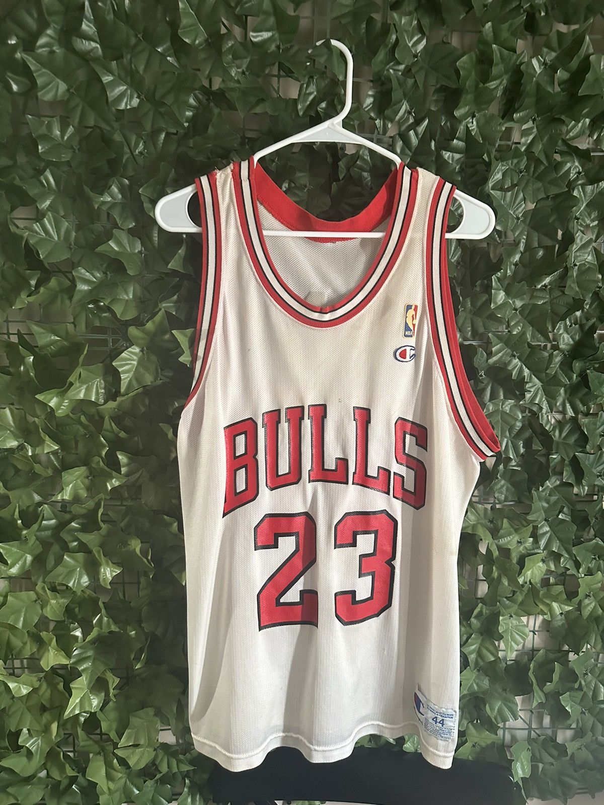 Vintage Vintage Jordan Bulls Jersey Size US S / EU 44-46 / 1 - 1 Preview