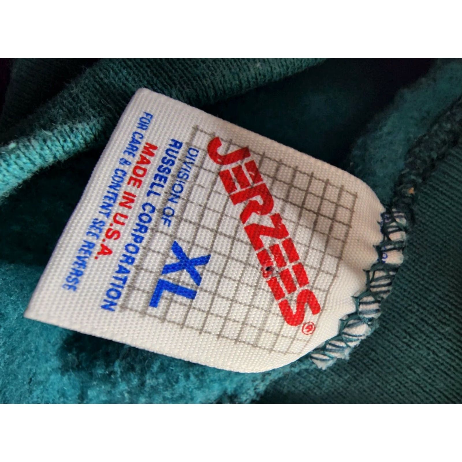 Jerzees VINTAGE Jerzees Mens XL Green 90s Crewneck Long Sleeve Distressed Sweatshirt Cotton Blend Size US XL / EU 56 / 4 - 7 Thumbnail