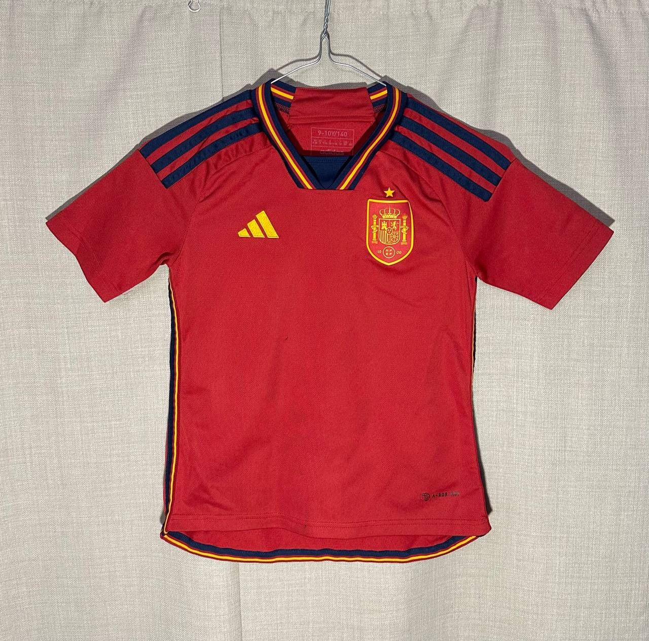 Adidas Spain Team Home 2022 2023 Adidas Jersey Football Shirt Young Size US XXS / EU 40 - 1 Thumbnail