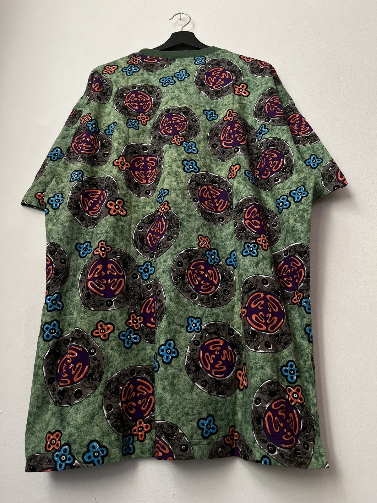 Vintage Vintage 90s Adidas Avant Garde Mayans T-shirt Size US XL / EU 56 / 4 - 6 Thumbnail