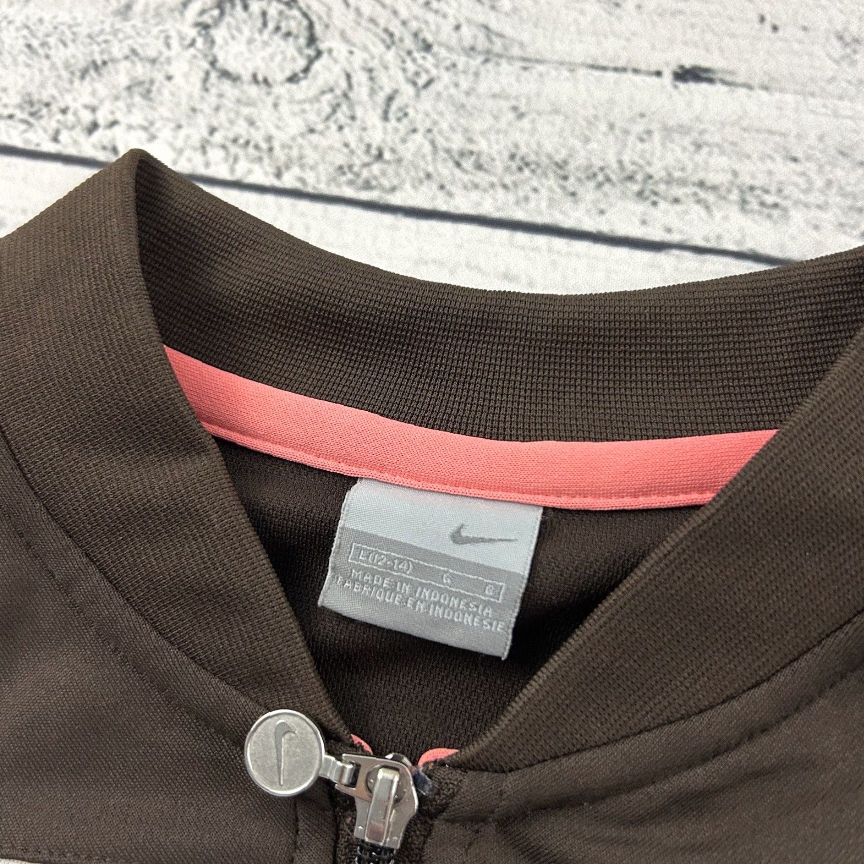 Nike VINTAGE Nike Full Zip Track Jacket Women's L Brown Pink White Track Jacket Full Zip Nike Womens L Pink Brown White Size L / US 10 / IT 46 - 2 Thumbnail