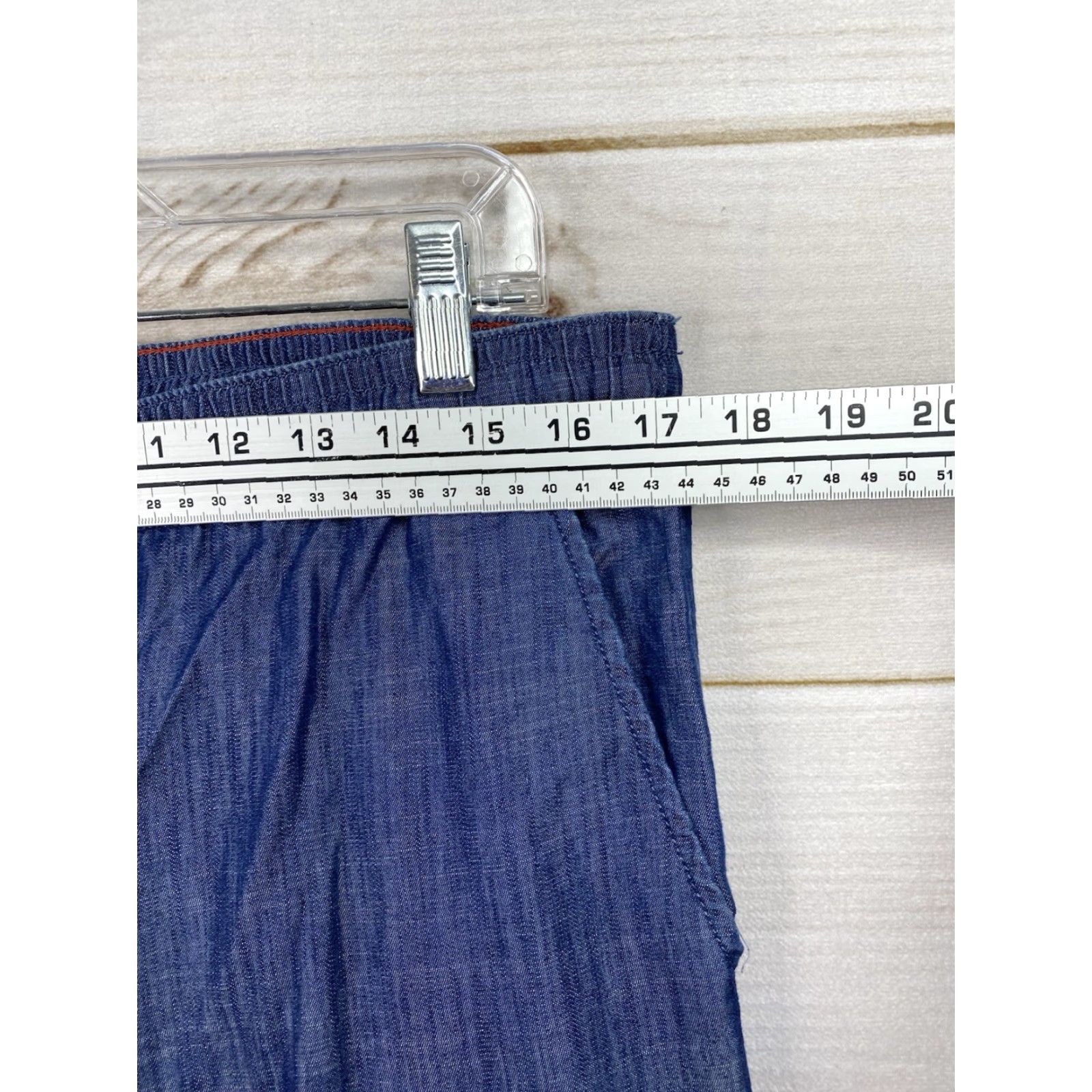 Tommy Hilfiger Tommy Hilfiger Womens Cargo Pants M Dark Wash Chambray Denim Jogger Drawstring Size 32" / US 10 / IT 46 - 4 Thumbnail