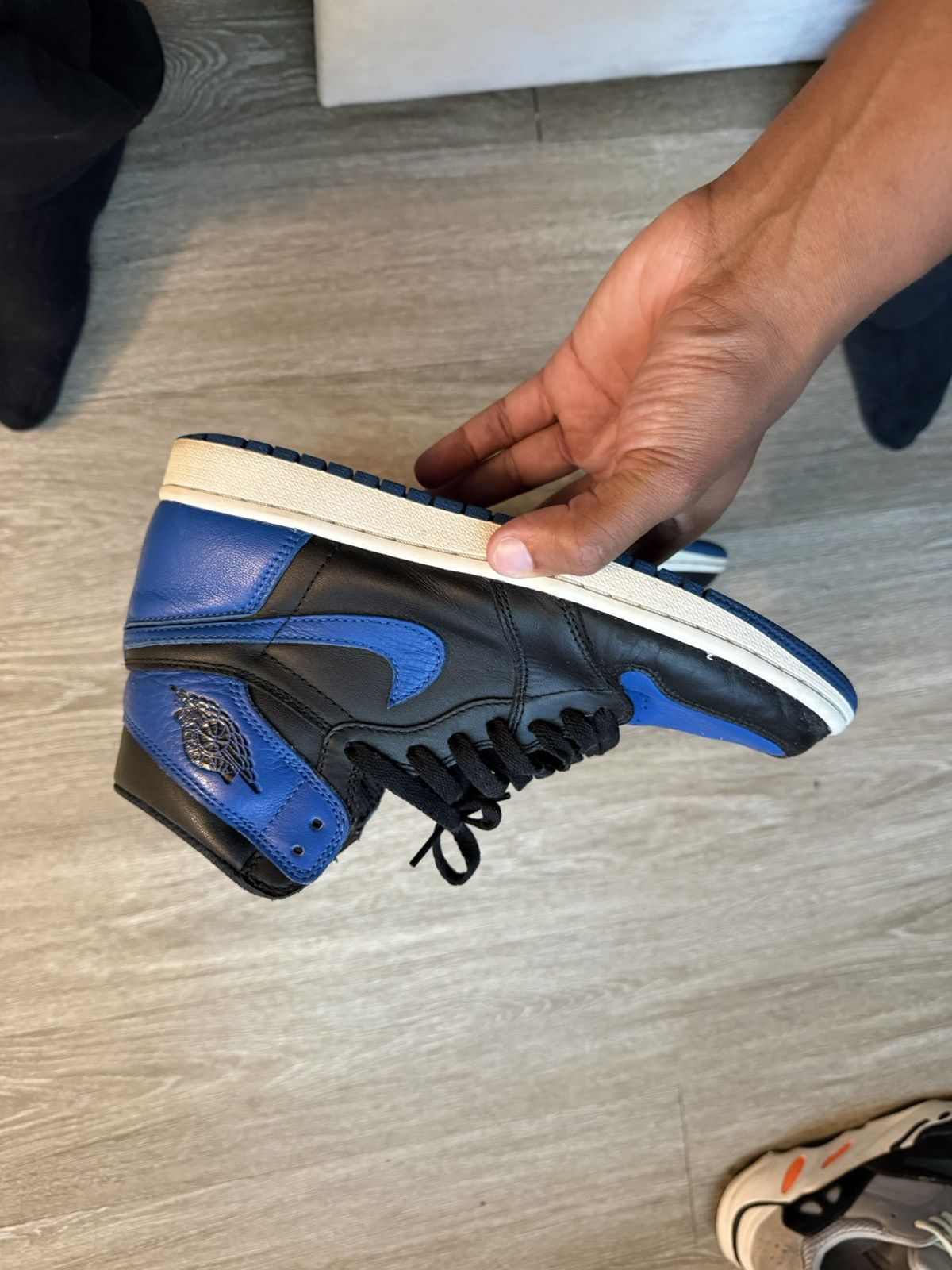 Jordan Brand Air Jordan 1 Royal Blue Size US 8 / EU 41 - 2 Thumbnail
