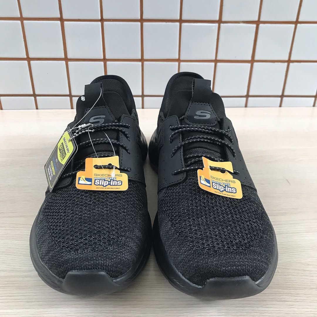 Skechers men’s in black sneakers 210803/BBK GARNER Size 41