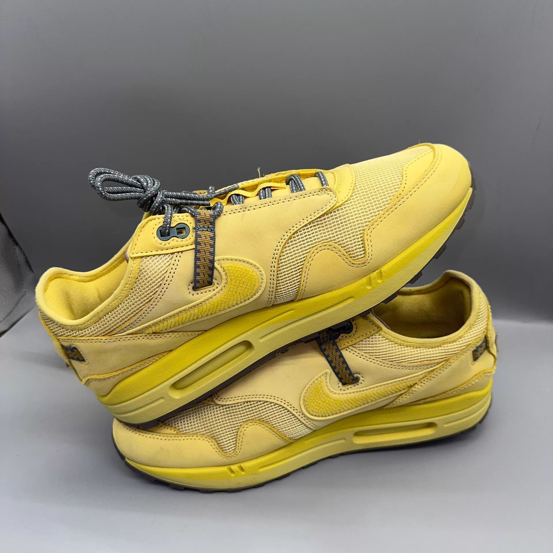 Travis Scott Travis Scott x Nike Air Max 1 Saturn Gold DO9392-700 46 Size US 12 / EU 45 - 6 Thumbnail