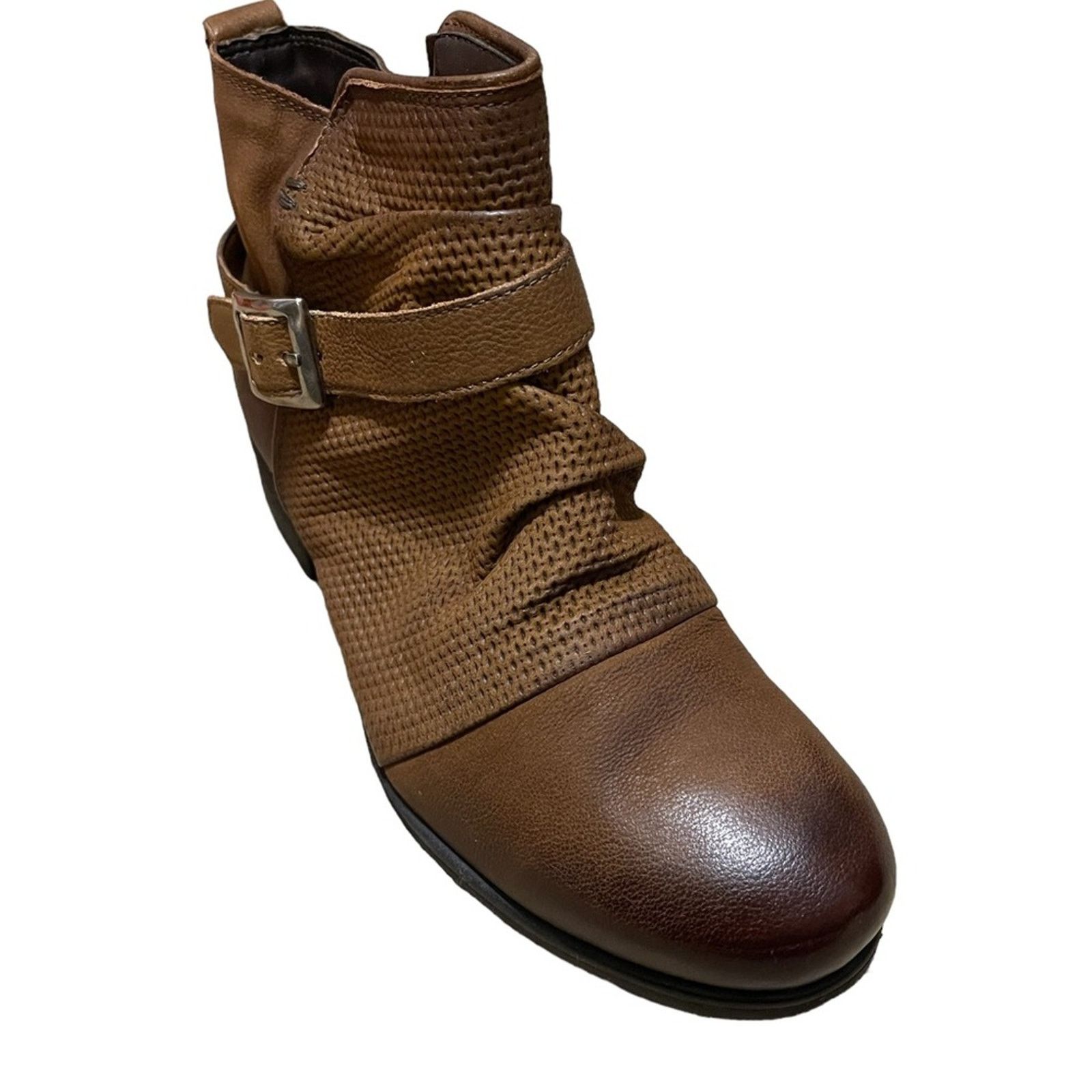 Other Miz Mooz Wide Width Ankle Boots Suzy Hazelnut EU 37 NIB Size US 6.5 / IT 36.5 - 11 Thumbnail