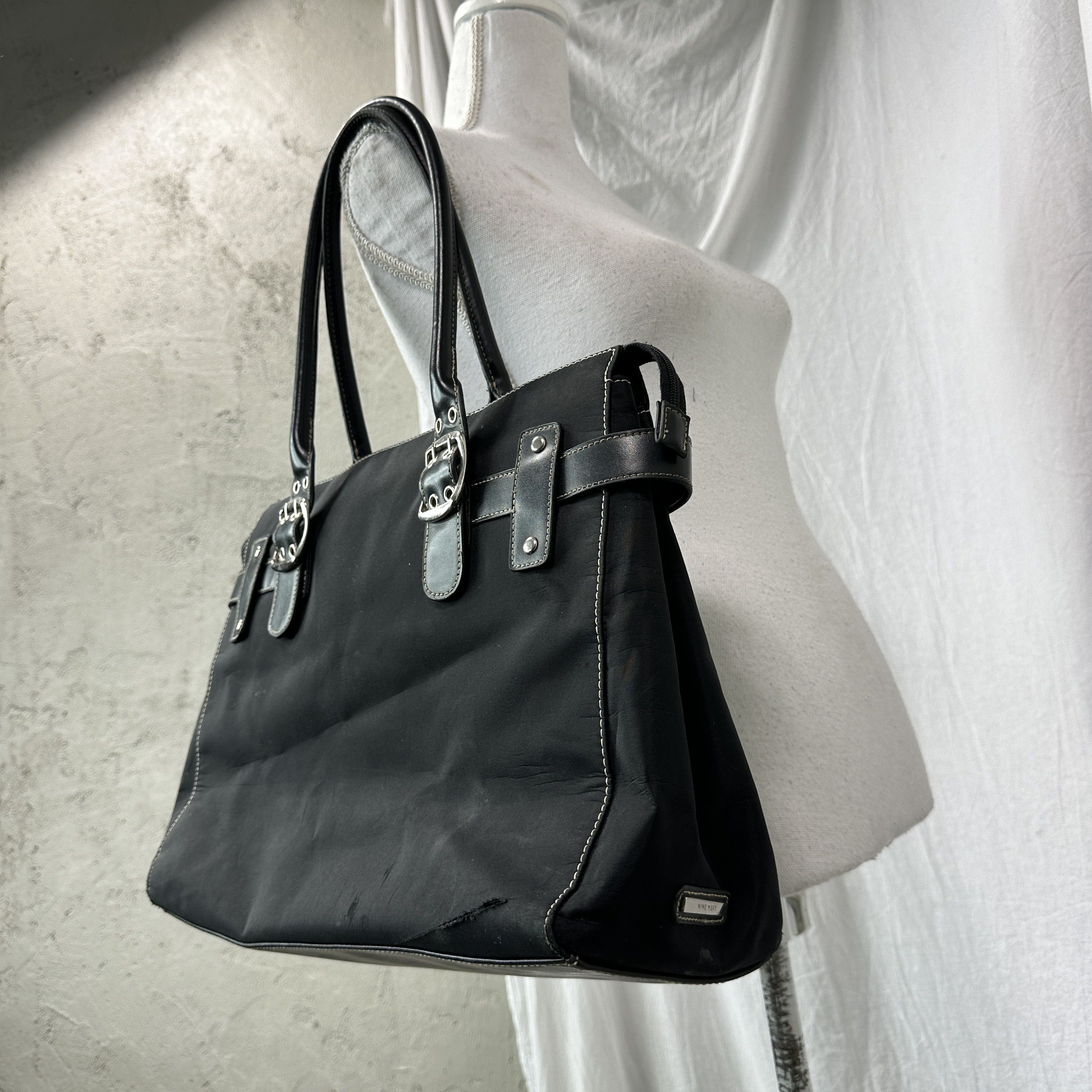 Vintage Vintage Avant Garde Casual Nylon Shoulder Bag 00s Size ONE SIZE - 4 Thumbnail