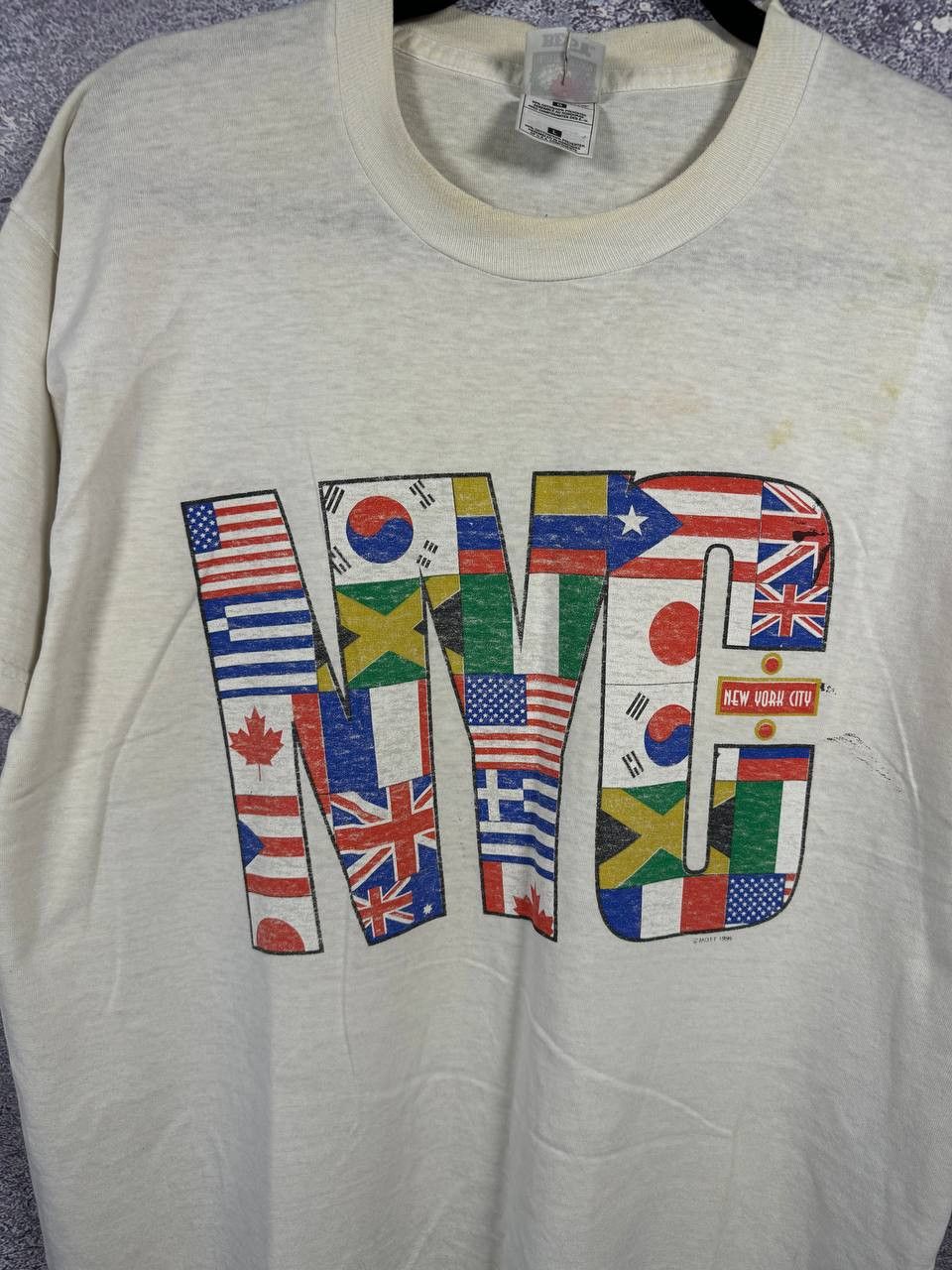 Fruit Of The Loom × Vintage Vintage 90's NYC White Flag Graphic T-Shirt Large Souvenir Size US L / EU 52-54 / 3 - 4 Thumbnail