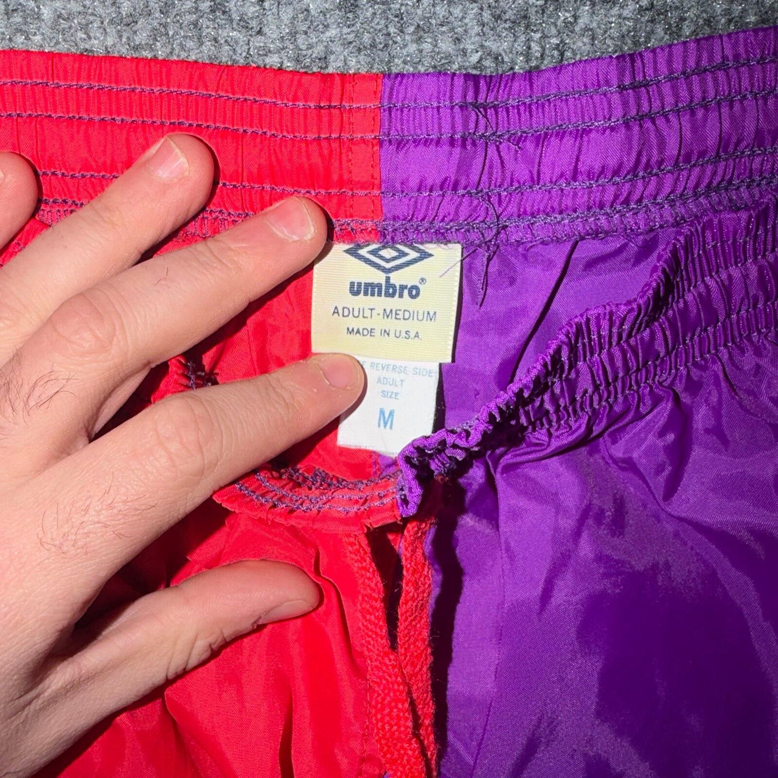 Umbro Umbro Shiny Nylon Volley Shorts Mens MD Made in USA VTG Size US 32 / EU 48 - 3 Thumbnail