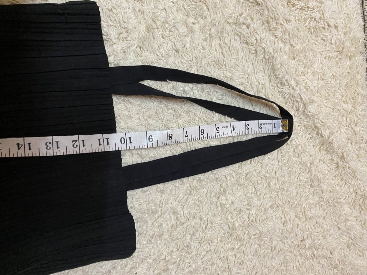 Issey Miyake 🔥HOMME PLISSE ISSEY MIYAKE TOTEBAG BLACK 🔥 Size ONE SIZE - 9 Thumbnail