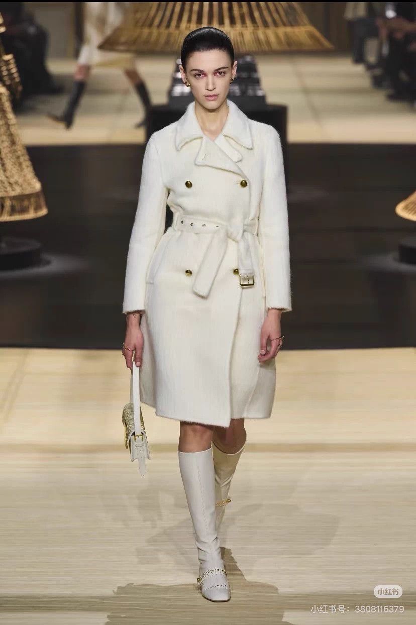 Dior Dior FW24 Snow White Mohair Wool Coat FR36 NWT Size XS / US 0-2 / IT 36-38 - 8 Thumbnail