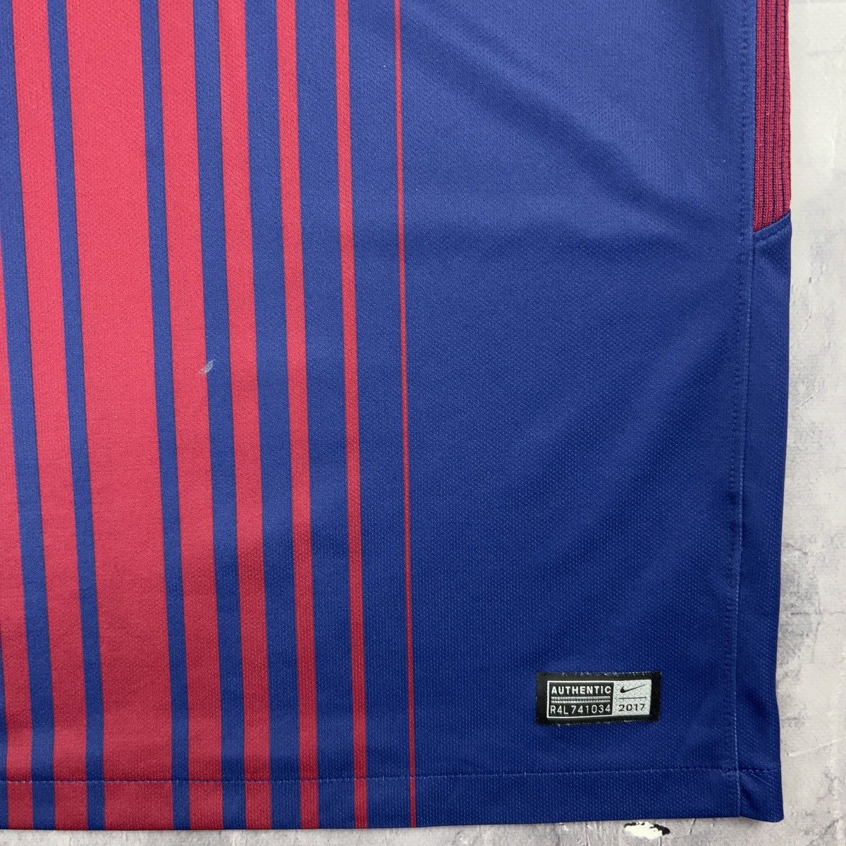Nike Rare! F.C Barcelona Nike Soccer Jersey Away Home Shirt Size US S / EU 44-46 / 1 - 8 Thumbnail