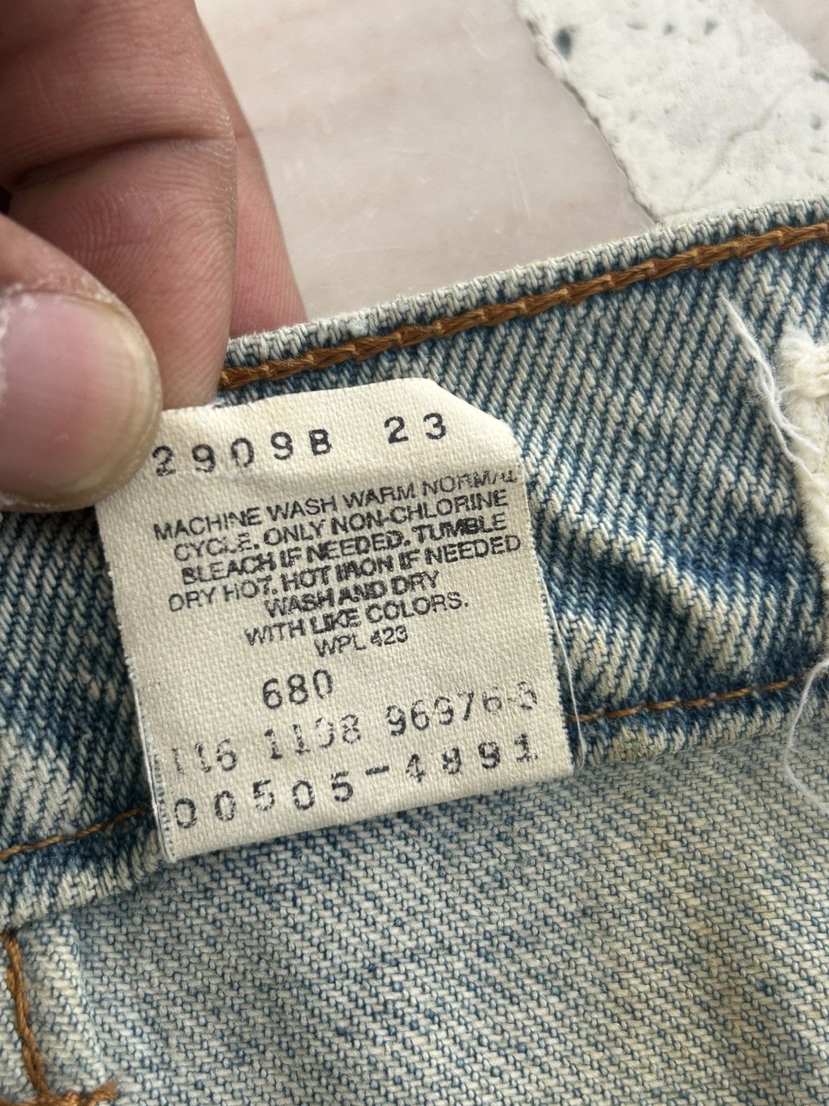 Levi's Levis 505 Vintage Ripped Jeans Size US 31 - 13 Thumbnail