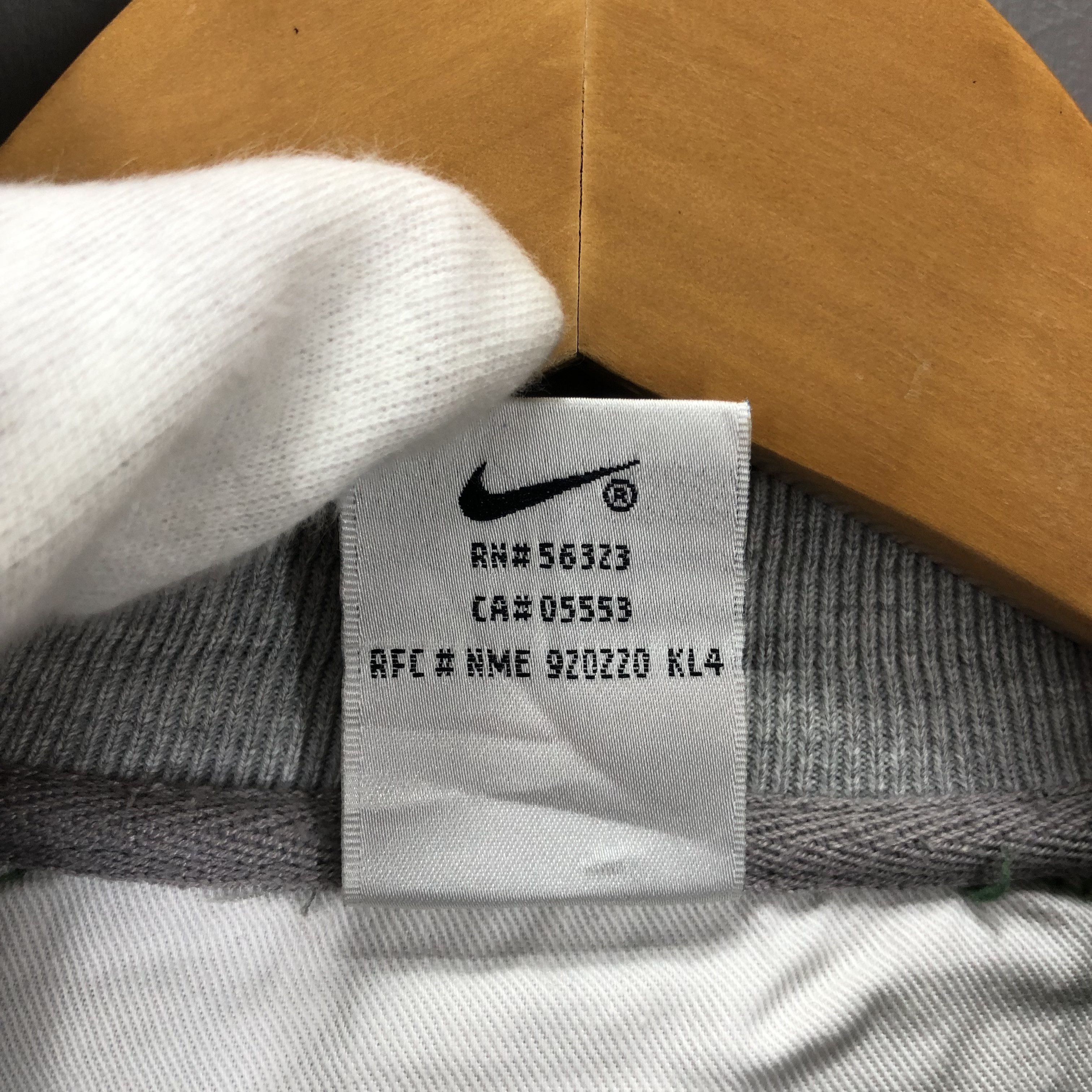 Nike 90s Vintage NIKE SILVER LABEL Crew Neck Sweatshirt #1675/05 Size US M / EU 48-50 / 2 - 8 Thumbnail