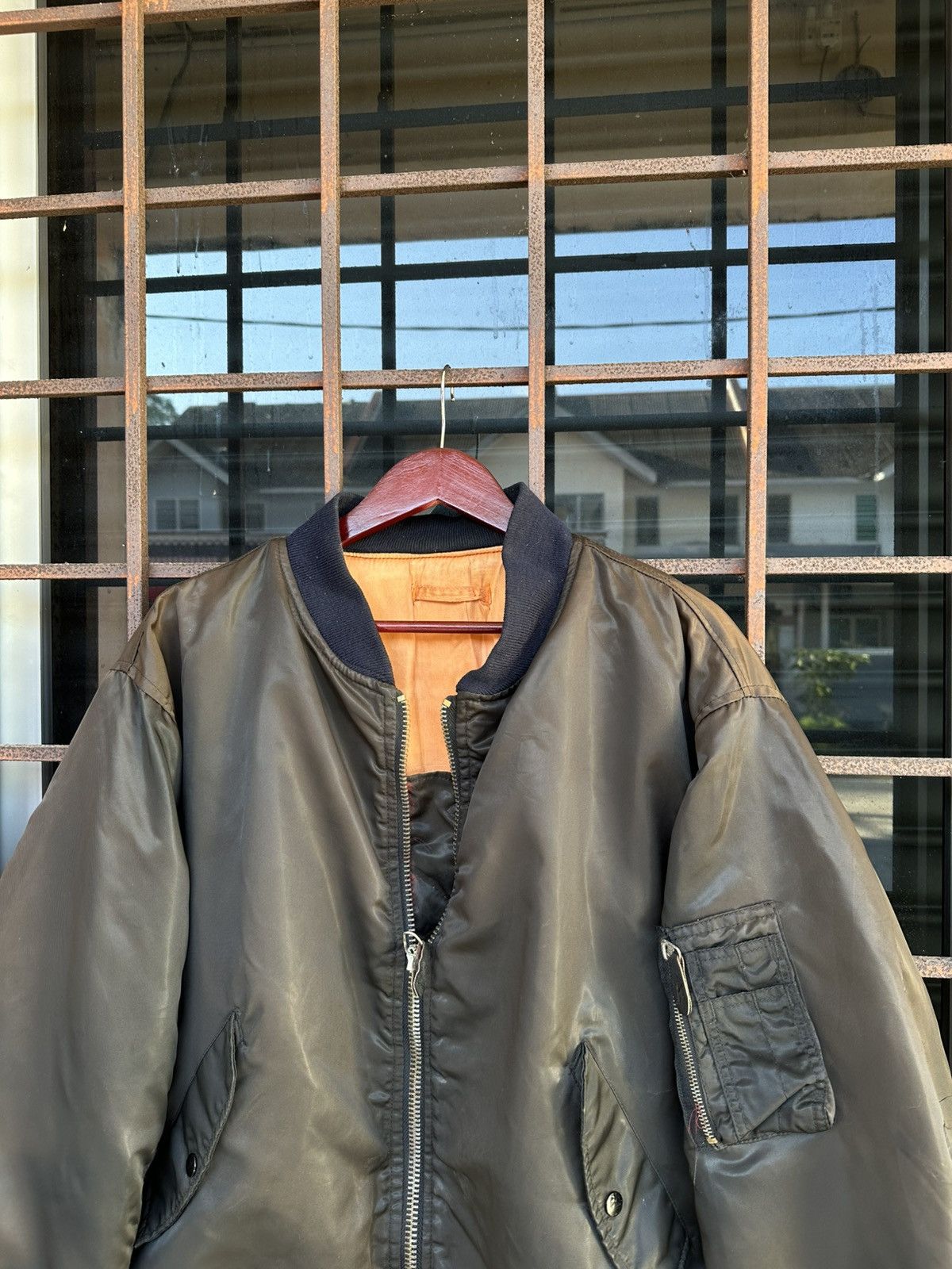Vintage 👹Vintage Sun Faded MA-1 Man Intermediate Bomber Jacket Size US L / EU 52-54 / 3 - 4 Thumbnail