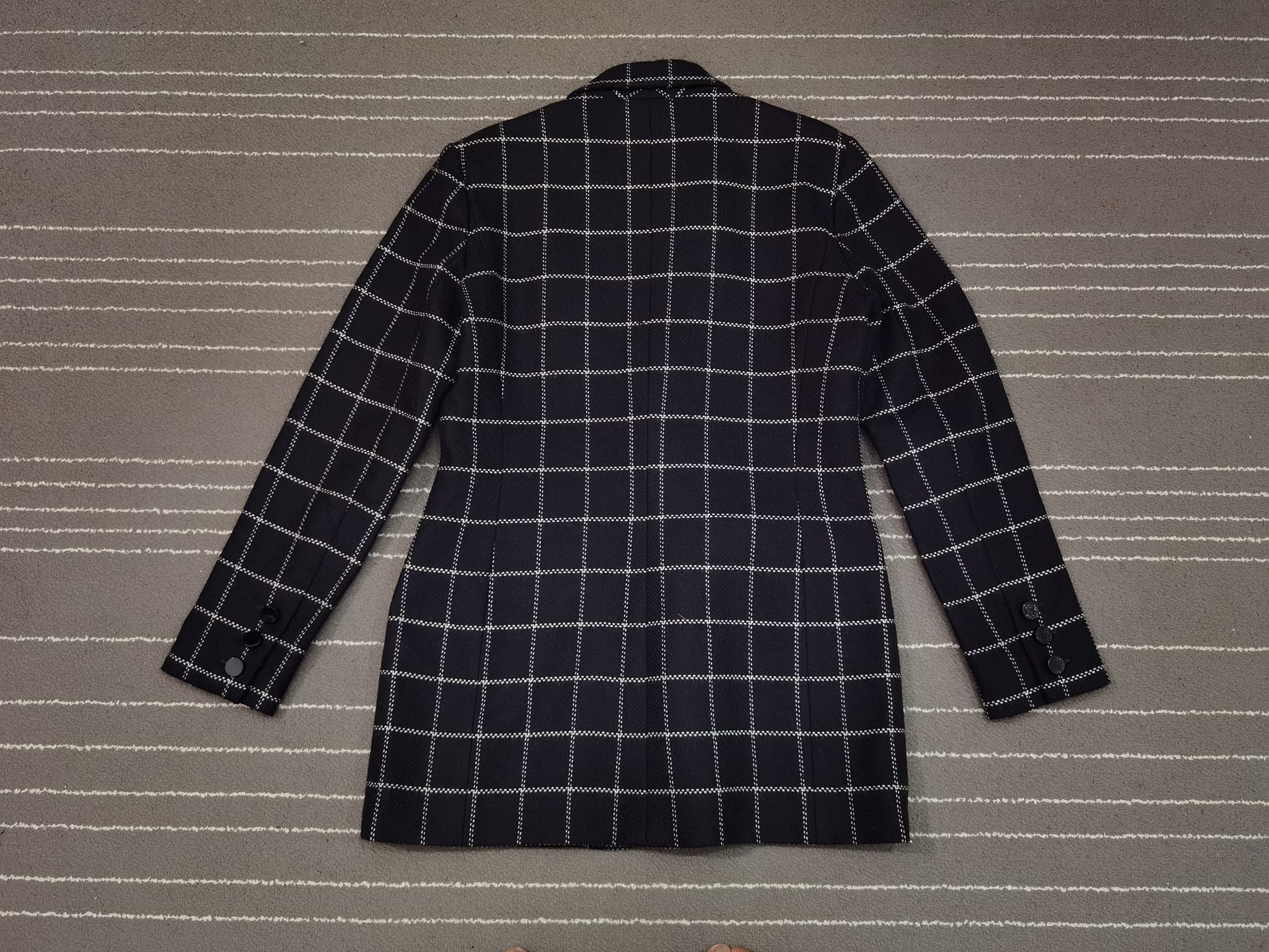 Jean-Louis Scherrer JEAN - LOUIS SCHERRER BOUTIQUE S 7115 Size S / US 4 / IT 40 - 4 Thumbnail