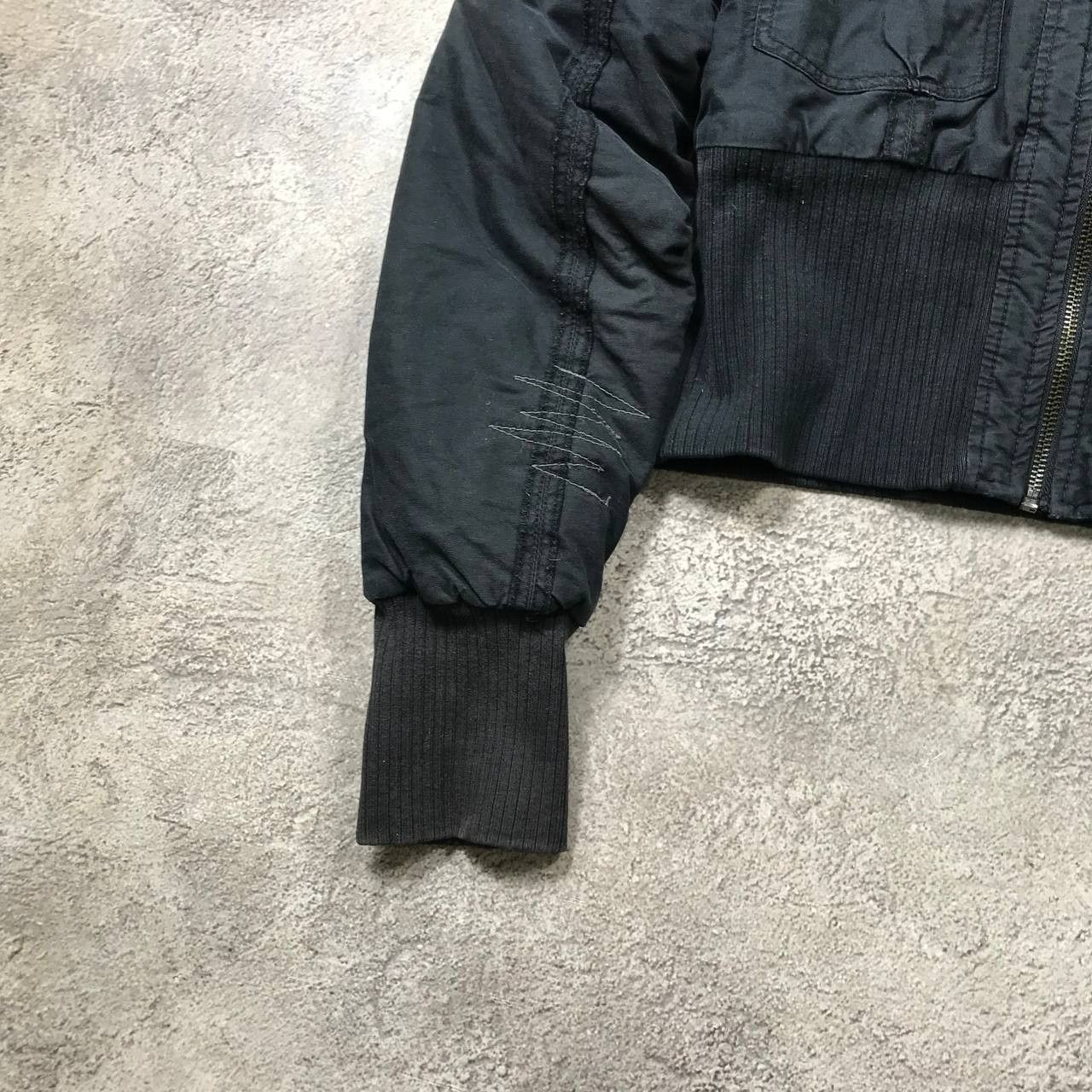 Vintage Vintage Y2K Quilted Bomber Jacket Black Streetwear Tapered S Size S / US 4 / IT 40 - 5 Thumbnail