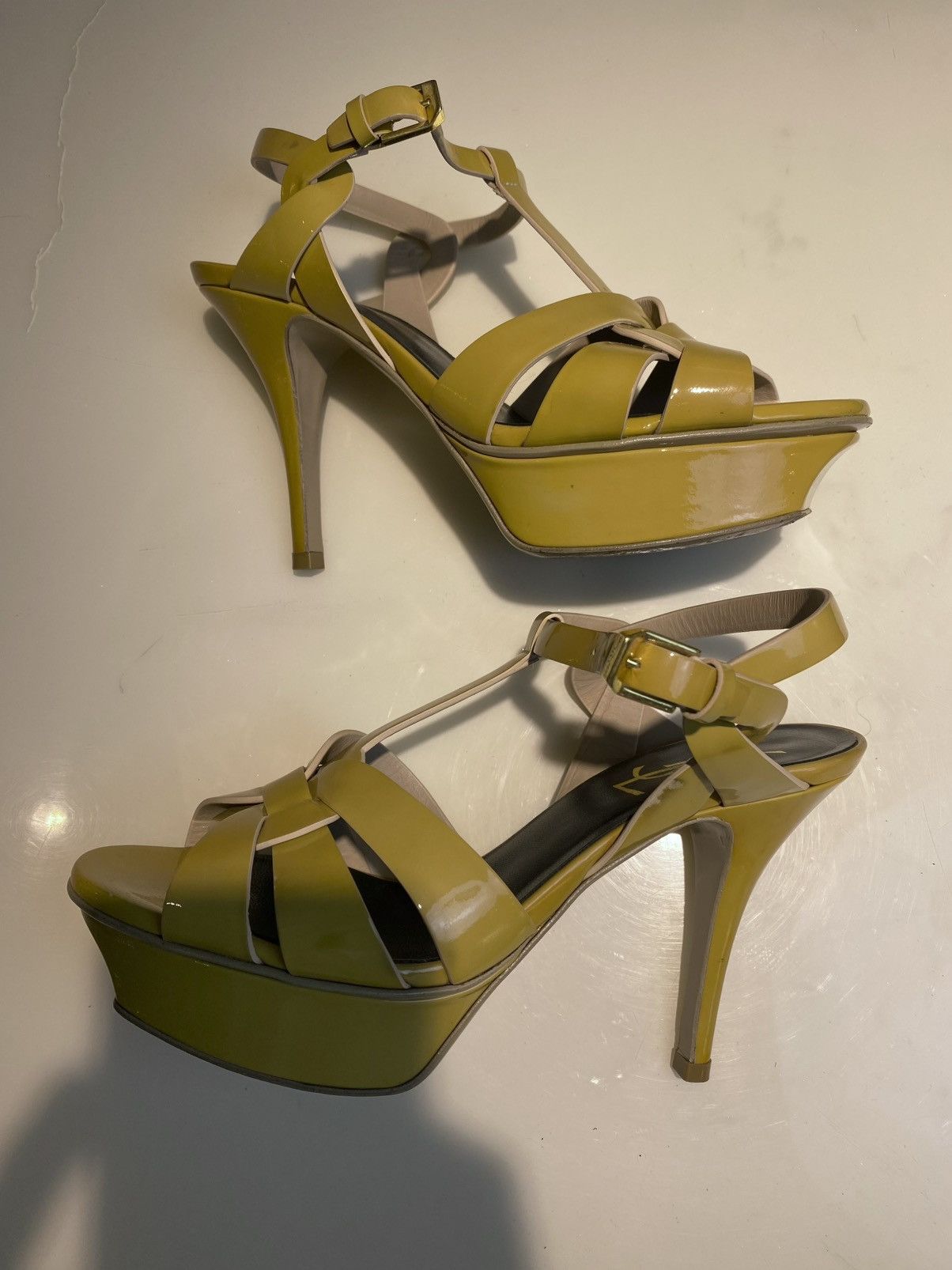 Yves Saint Laurent YSL Pastel Yellow Patent Leather Tribute Heels Size US 5 / IT 35 - 11 Thumbnail