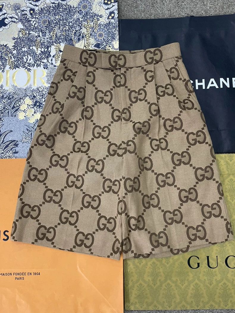 Gucci Gucci GG Logo Monogram Shorts Size US 36 / EU 52 - 1 Thumbnail