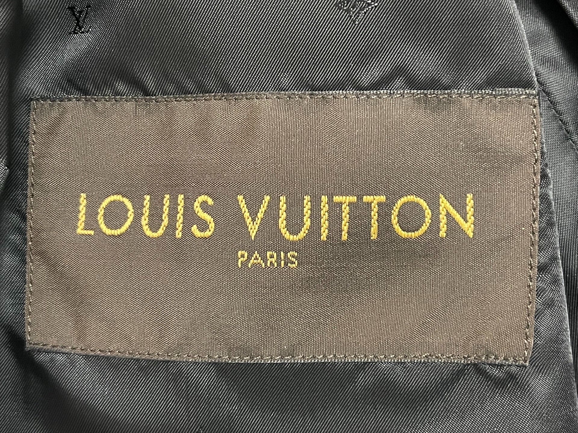 Louis Vuitton Louis Vuitton LV Louis Vuitton Fur One Piece Jacket Nextarr Size US S / EU 44-46 / 1 - 5 Thumbnail