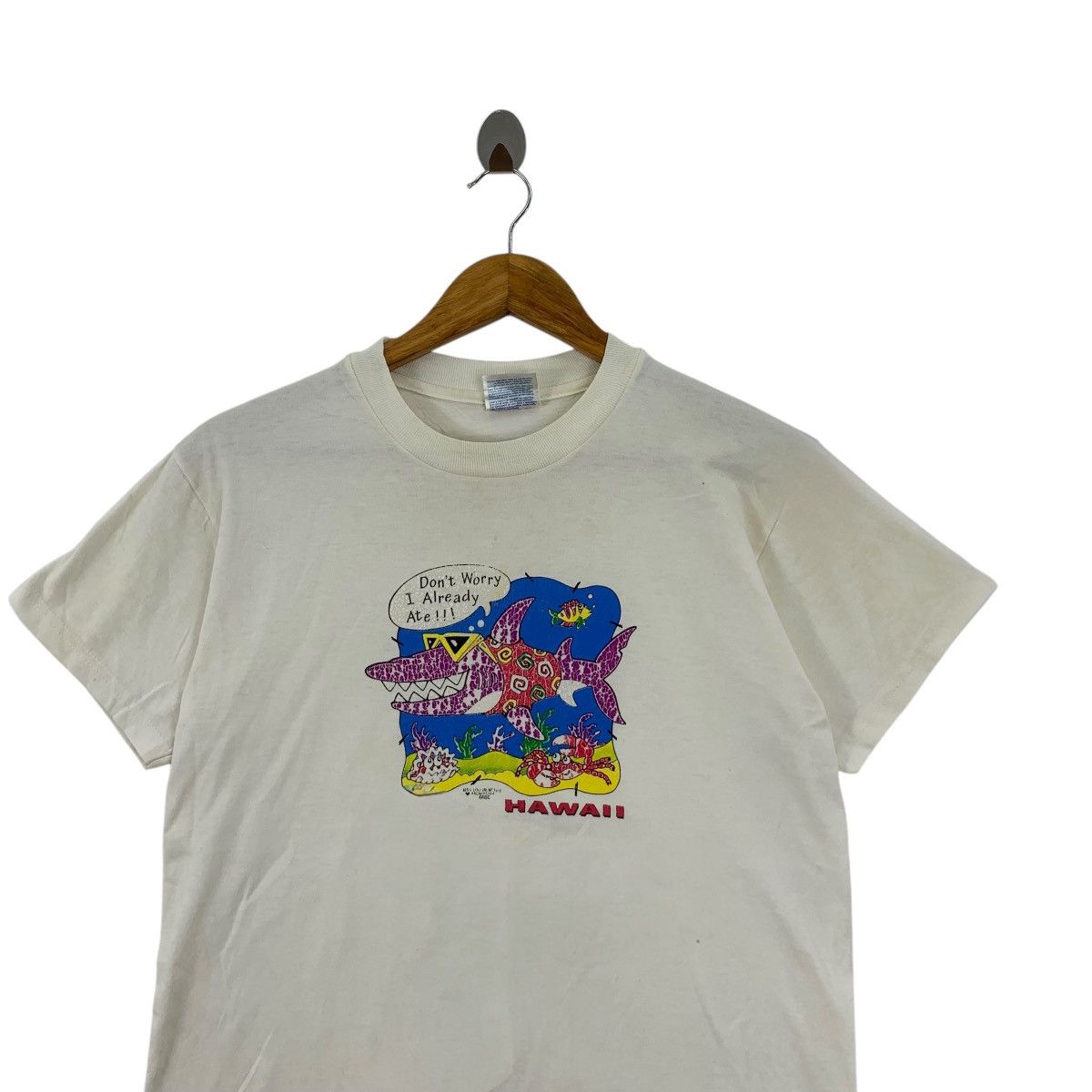 Vintage Vintage HAWAII JAWS CRAB Cartoon Comic Strip Tee Shirt Size S / US 4 / IT 40 - 2 Thumbnail