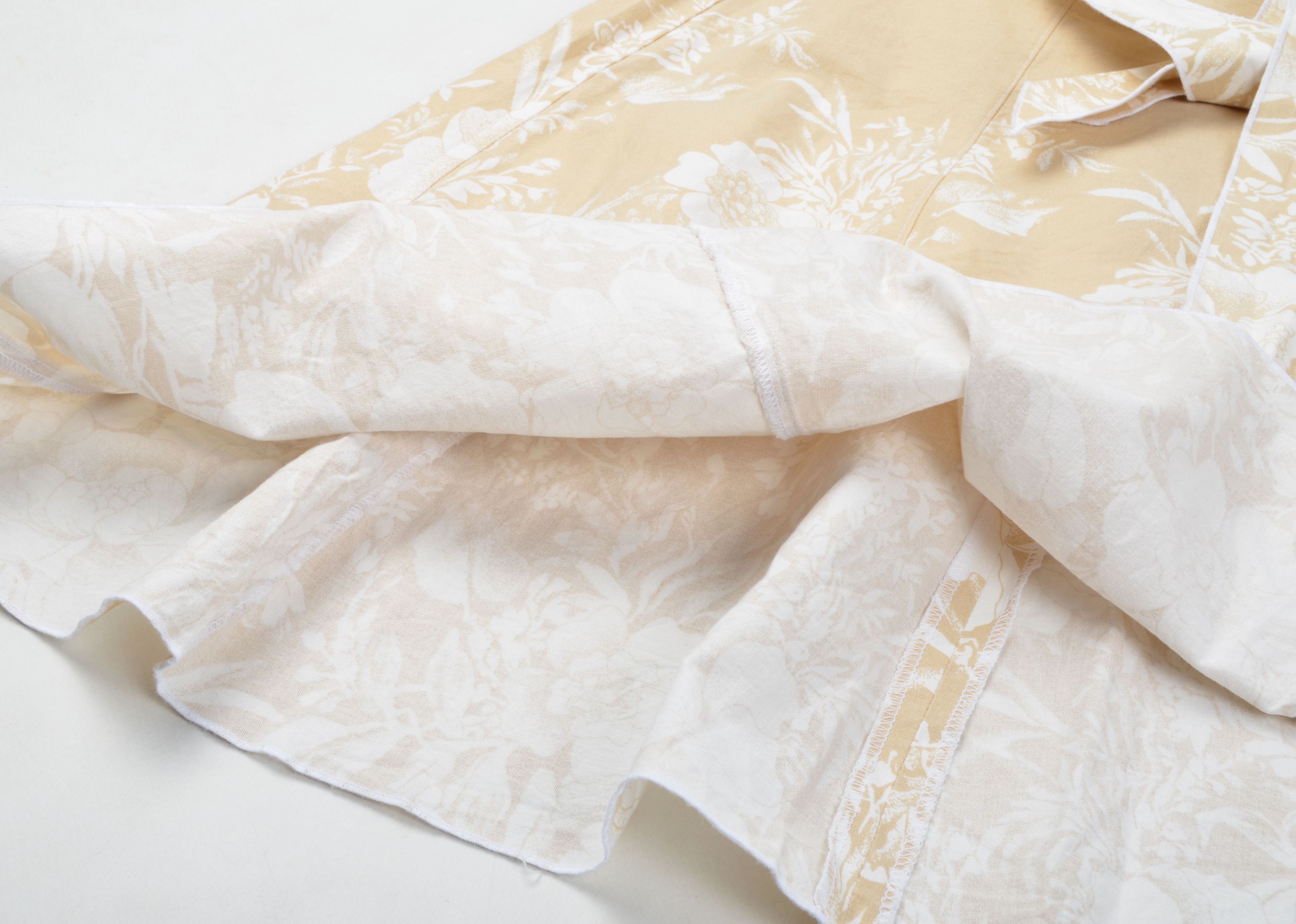 Morgan De Toi Morgan de Toi Y2K Fairy Cottage Beige Floral Flared Skirt Size 28" / US 6 / IT 42 - 7 Thumbnail