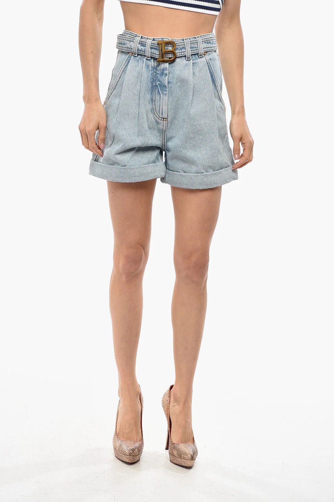 Balmain og1mm0326 Light-Wash Denim Short in Light Blue Size 26" / US 2 / IT 38 - 1 Thumbnail